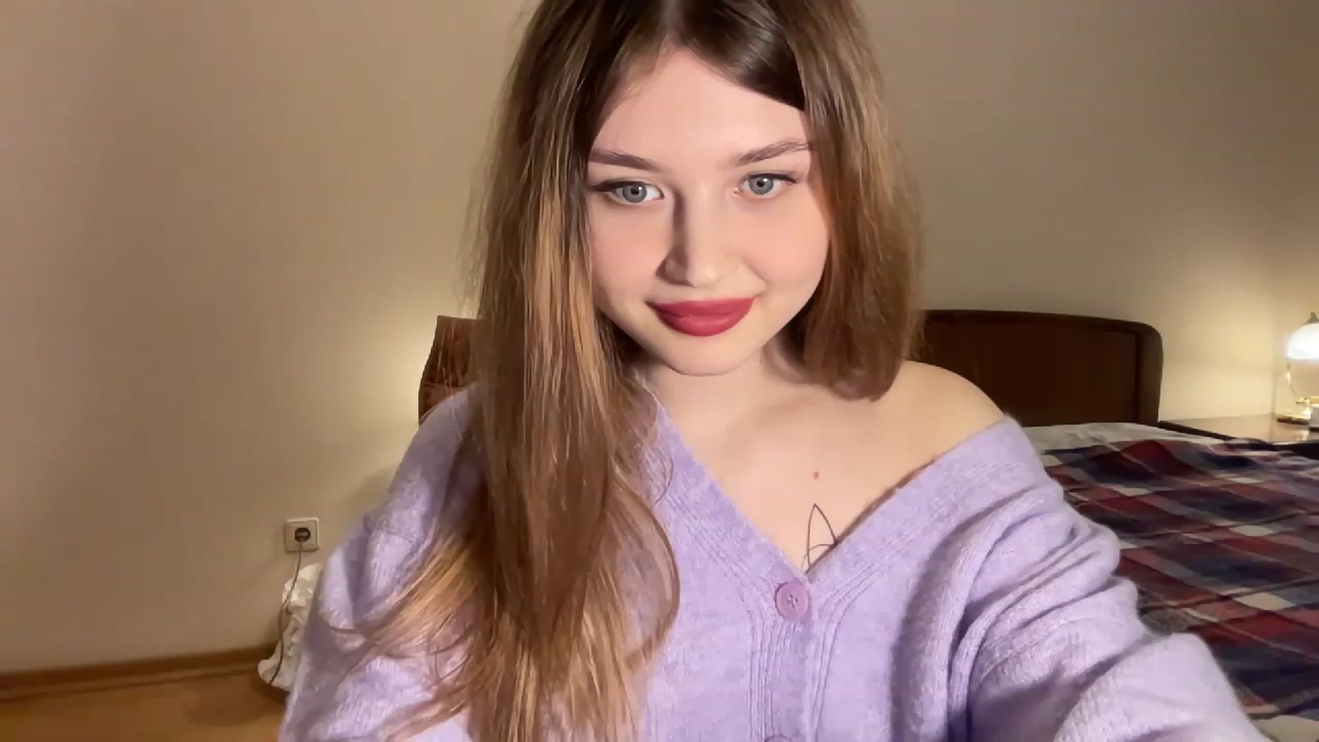 Gallery image thumbnail from Cassiopeeia's myfreecams stream on, 12/08/2022, 20:05 image 11 of 20