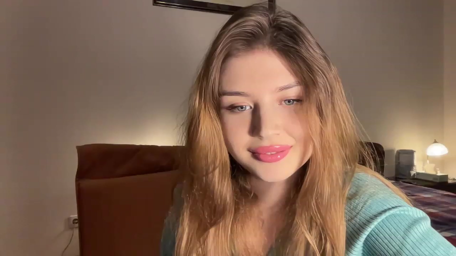 Gallery image thumbnail from Cassiopeeia's myfreecams stream on, 12/09/2022, 18:07 image 15 of 20