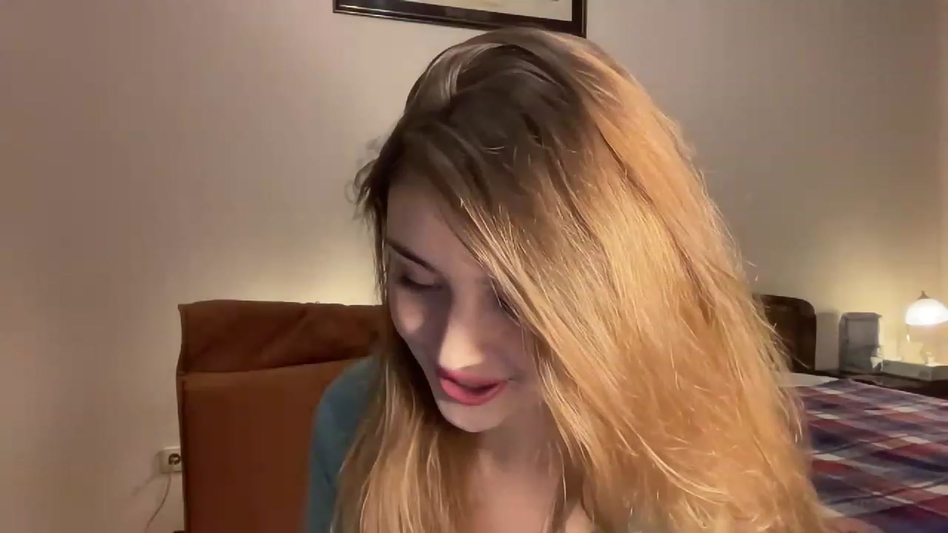 Gallery image thumbnail from Cassiopeeia's myfreecams stream on, 12/09/2022, 18:07 image 18 of 20
