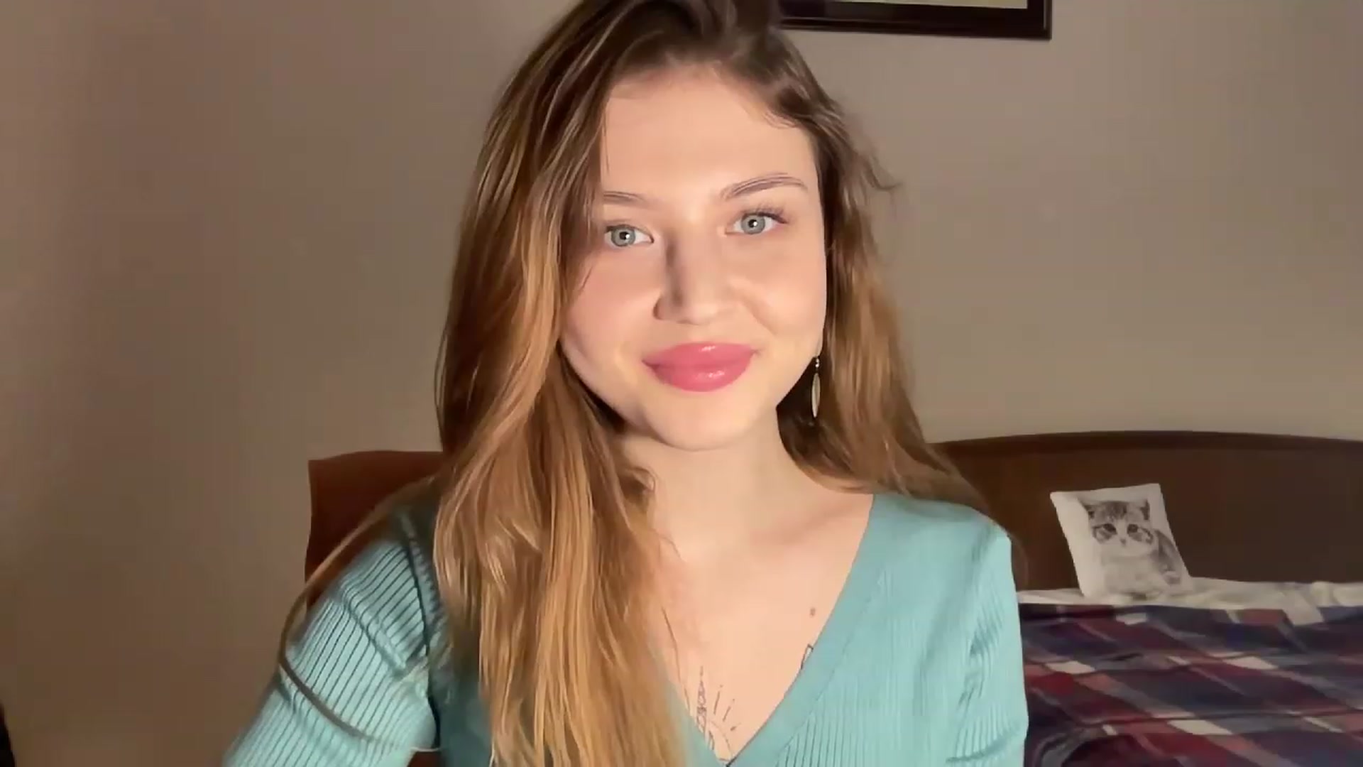 Gallery image thumbnail from Cassiopeeia's myfreecams stream on, 12/09/2022, 19:39 image 18 of 20