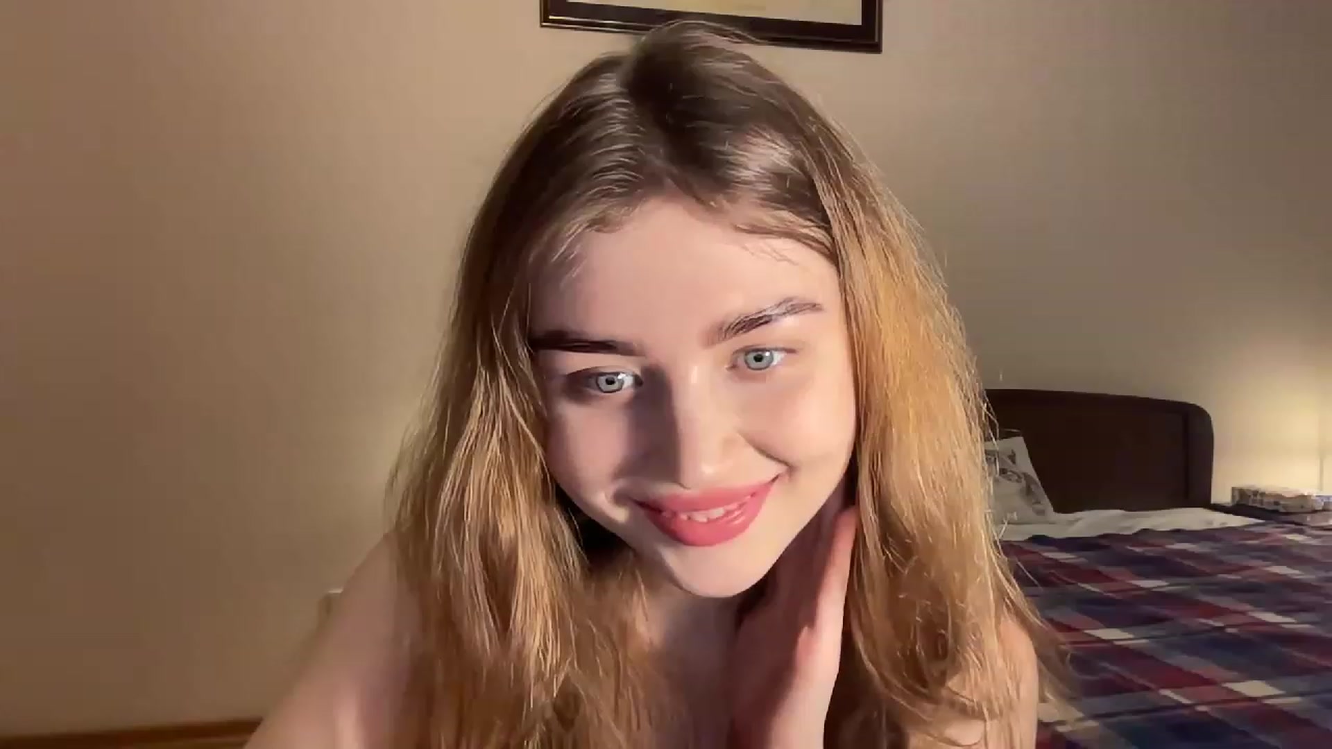 Gallery image thumbnail from Cassiopeeia's myfreecams stream on, 12/16/2022, 21:30 image 1 of 20