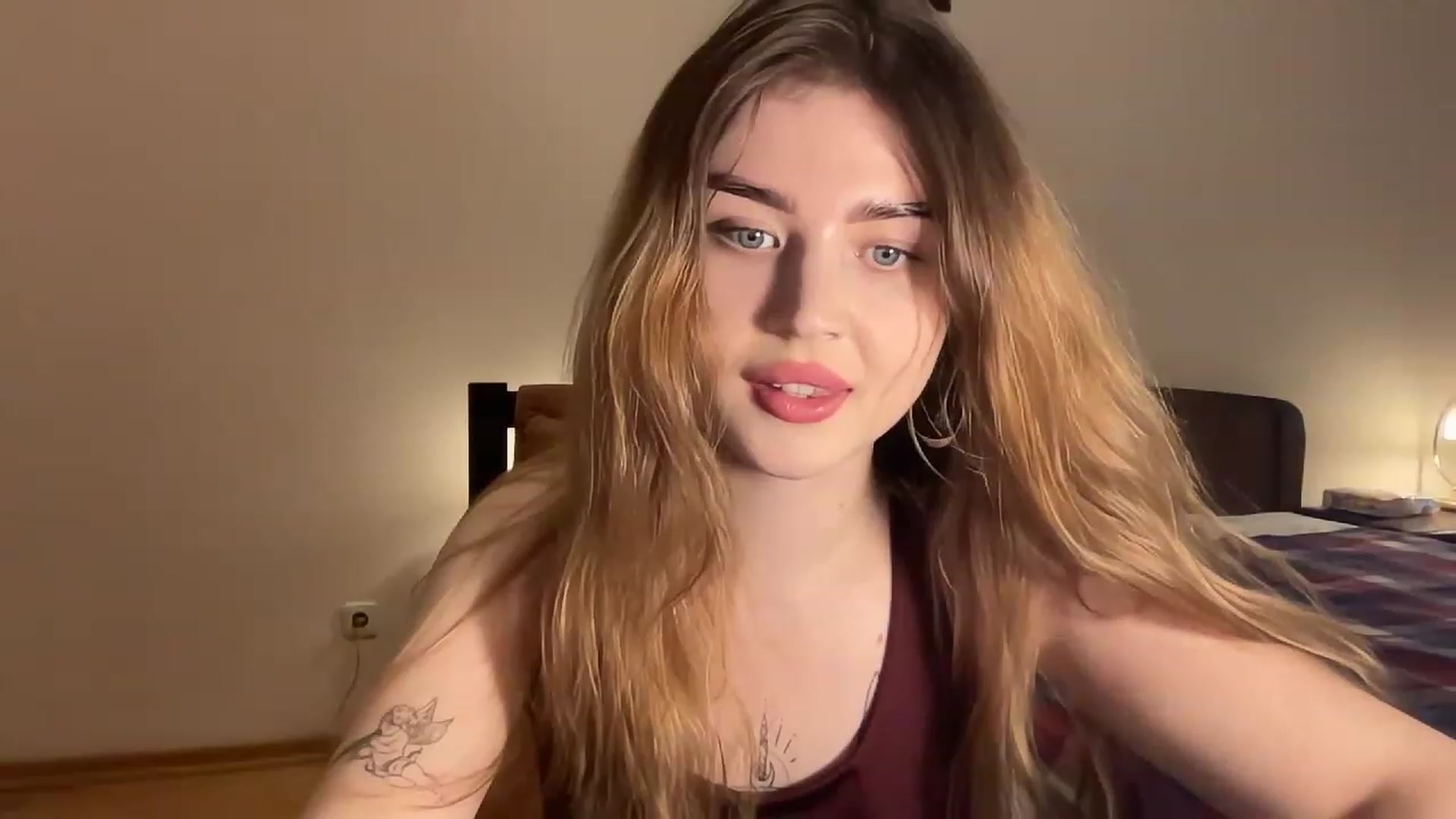 Gallery image thumbnail from Cassiopeeia's myfreecams stream on, 12/16/2022, 21:30 image 13 of 20