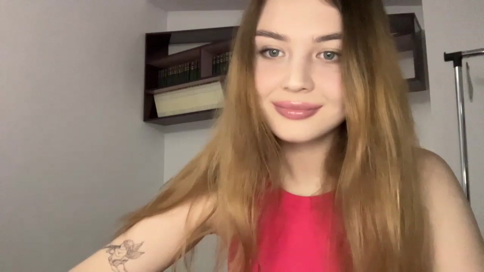 Gallery image thumbnail from Cassiopeeia's myfreecams stream on, 12/29/2022, 18:40 image 19 of 20