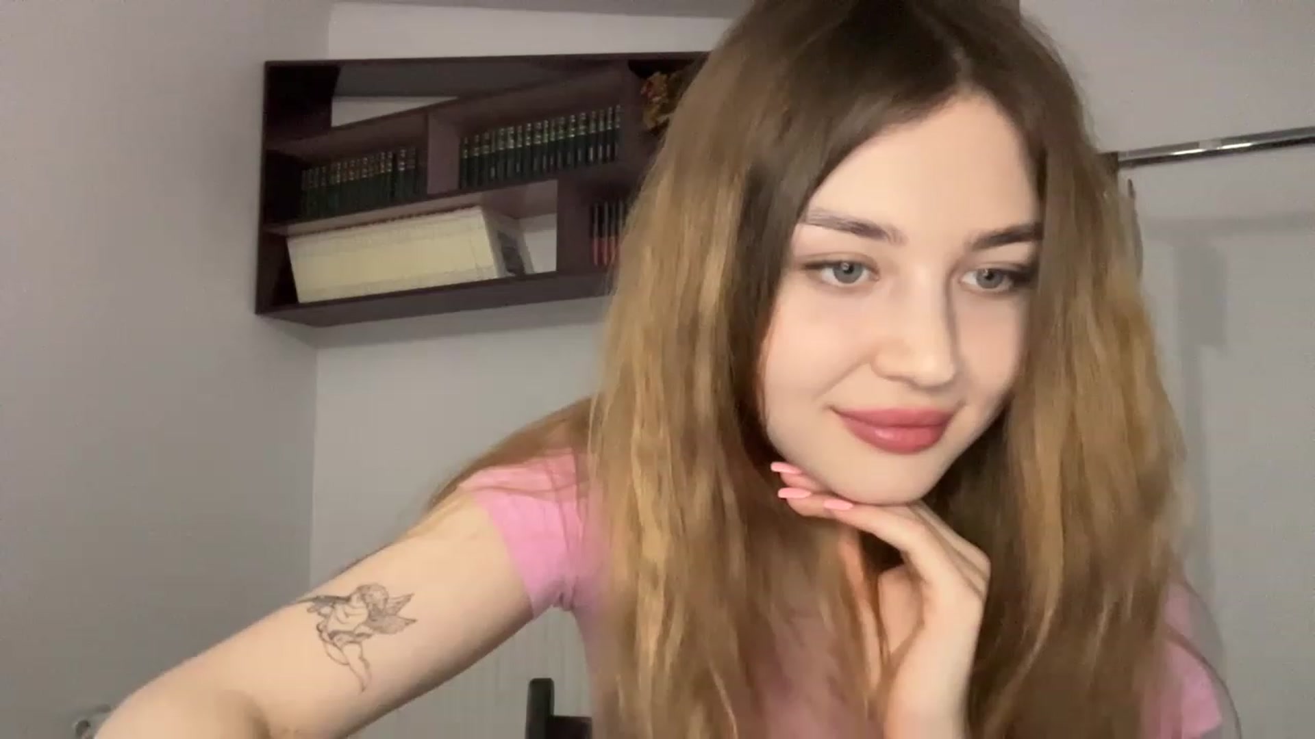 Gallery image thumbnail from Cassiopeeia's myfreecams stream on, 12/30/2022, 17:50 image 19 of 20