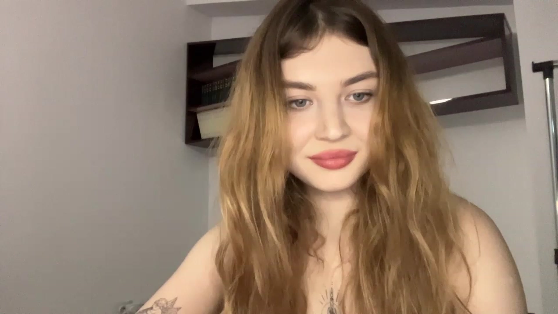 Gallery image thumbnail from Cassiopeeia's myfreecams stream on, 01/01/2023, 18:04 image 13 of 20
