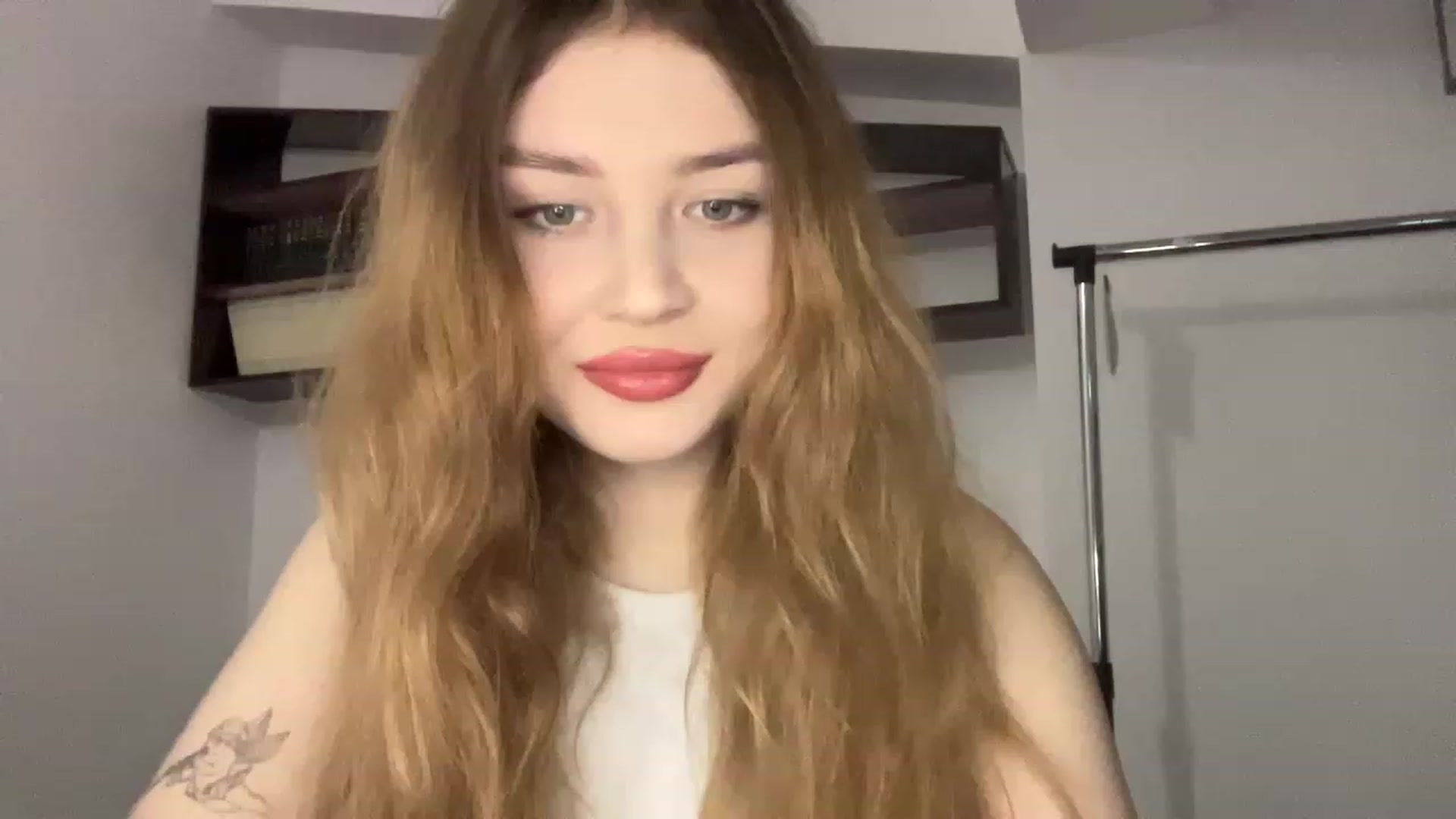 Gallery image thumbnail from Cassiopeeia's myfreecams stream on, 01/02/2023, 17:51 image 8 of 20