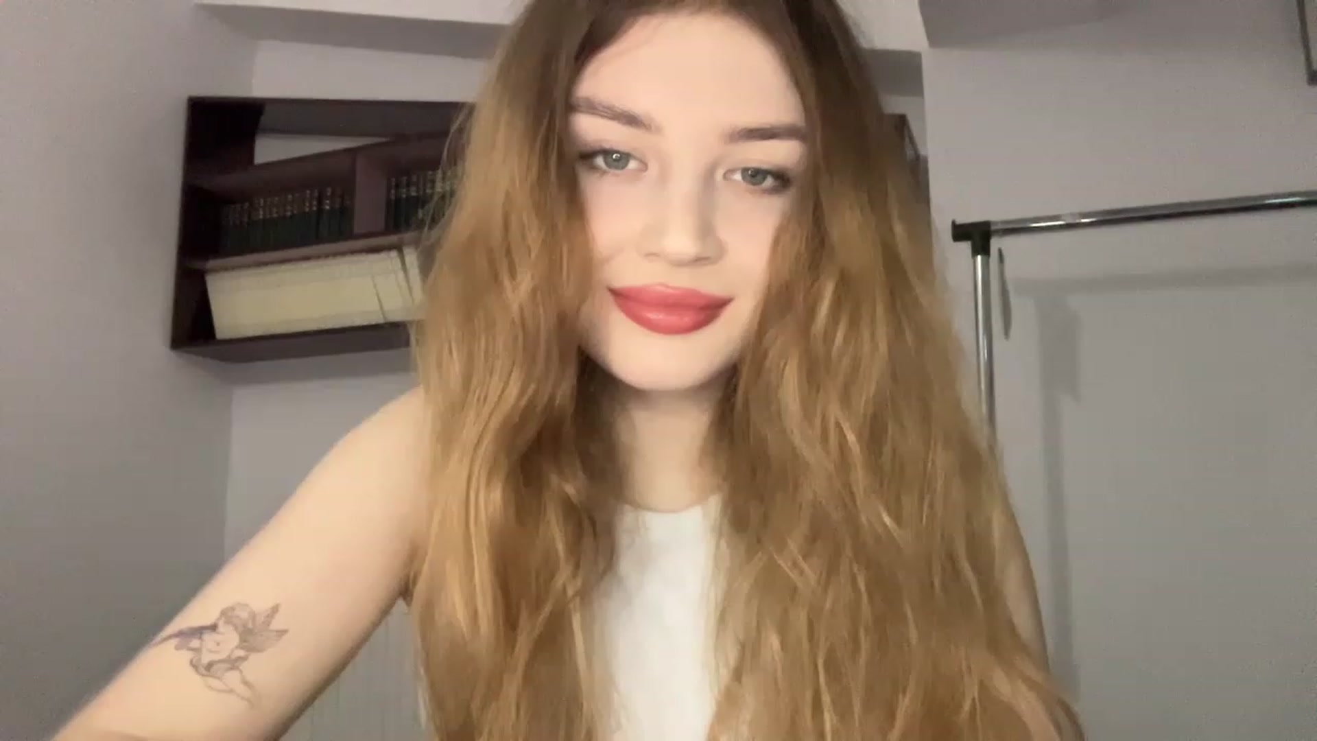 Gallery image thumbnail from Cassiopeeia's myfreecams stream on, 01/02/2023, 17:51 image 4 of 20