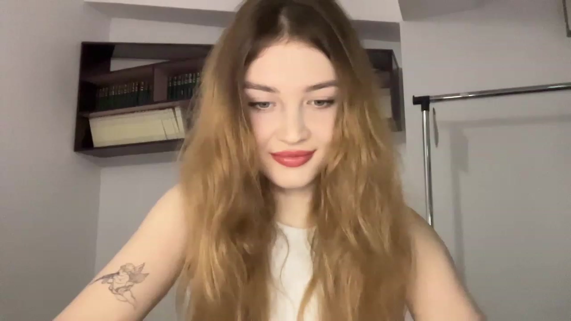 Gallery image thumbnail from Cassiopeeia's myfreecams stream on, 01/02/2023, 17:51 image 12 of 20
