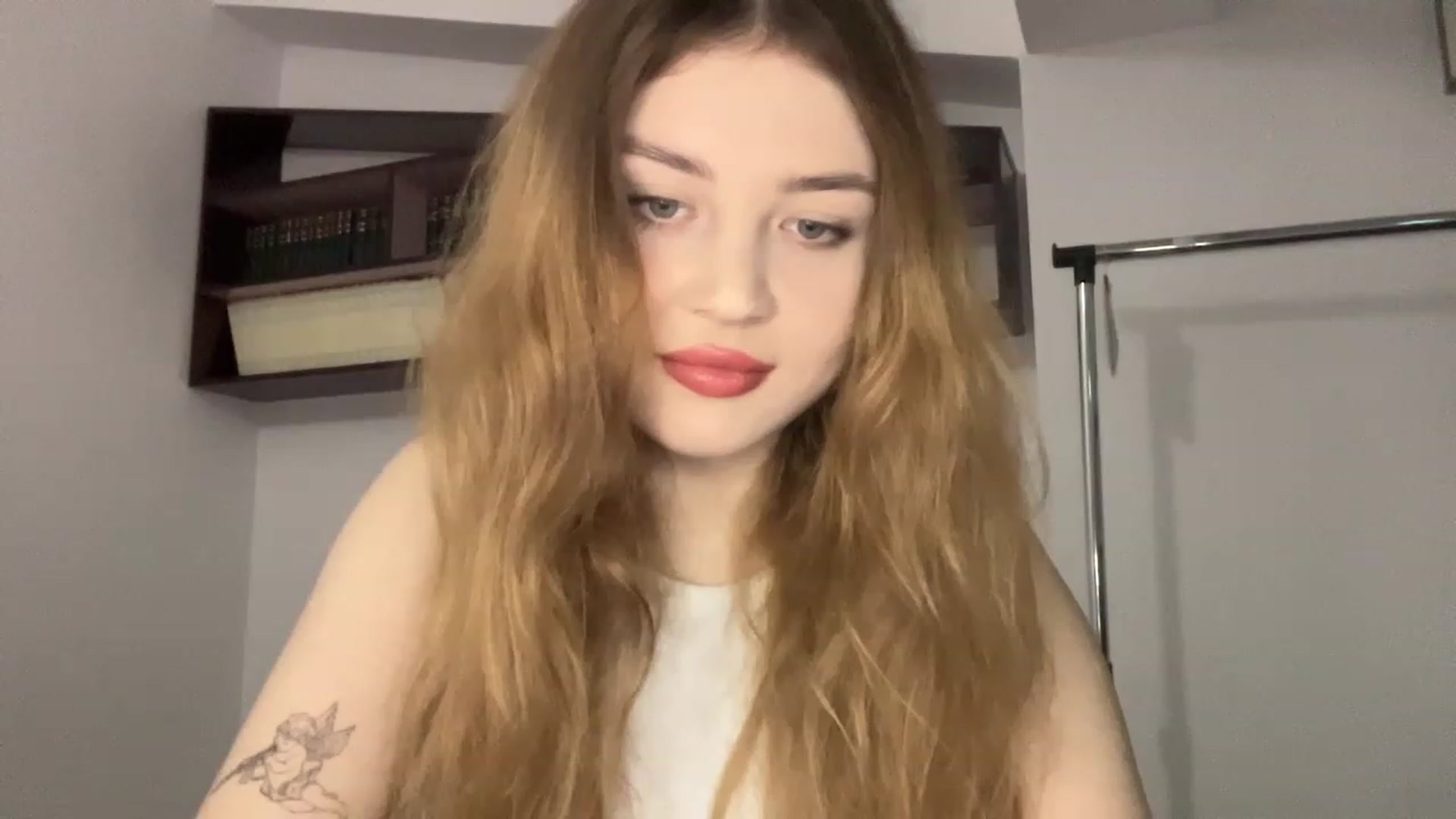 Gallery image thumbnail from Cassiopeeia's myfreecams stream on, 01/02/2023, 17:51 image 9 of 20