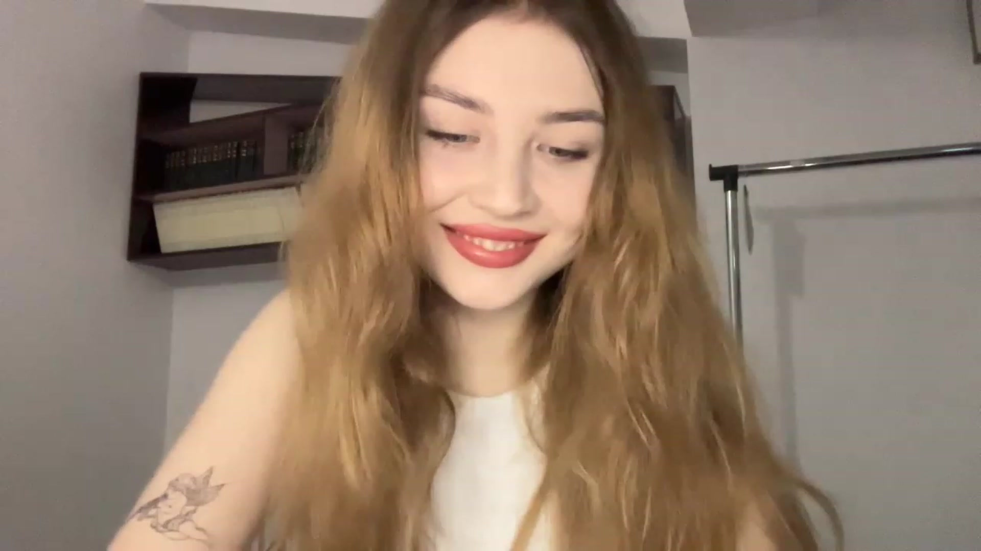 Gallery image thumbnail from Cassiopeeia's myfreecams stream on, 01/02/2023, 17:51 image 7 of 20
