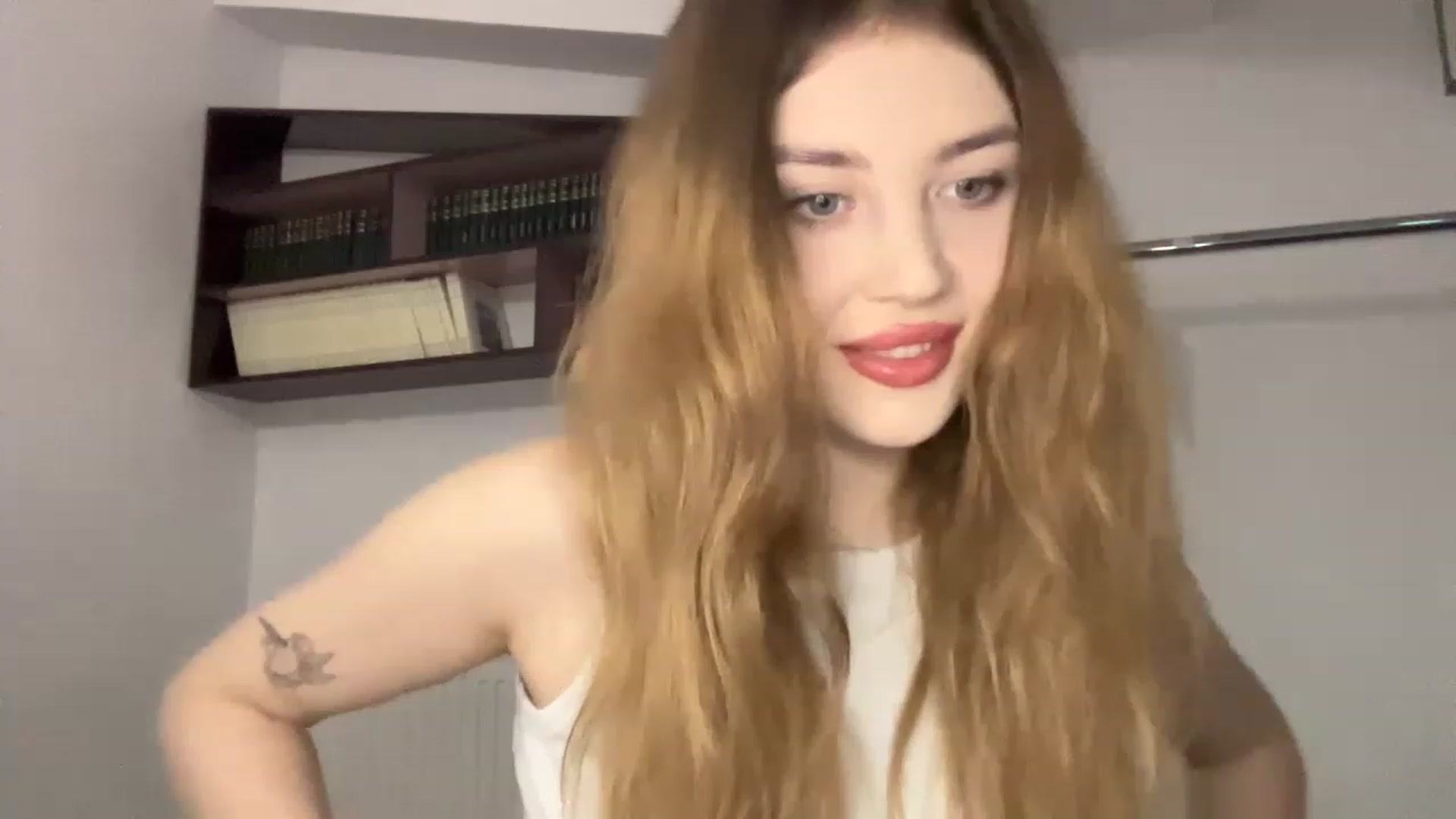 Gallery image thumbnail from Cassiopeeia's myfreecams stream on, 01/02/2023, 18:46 image 1 of 20