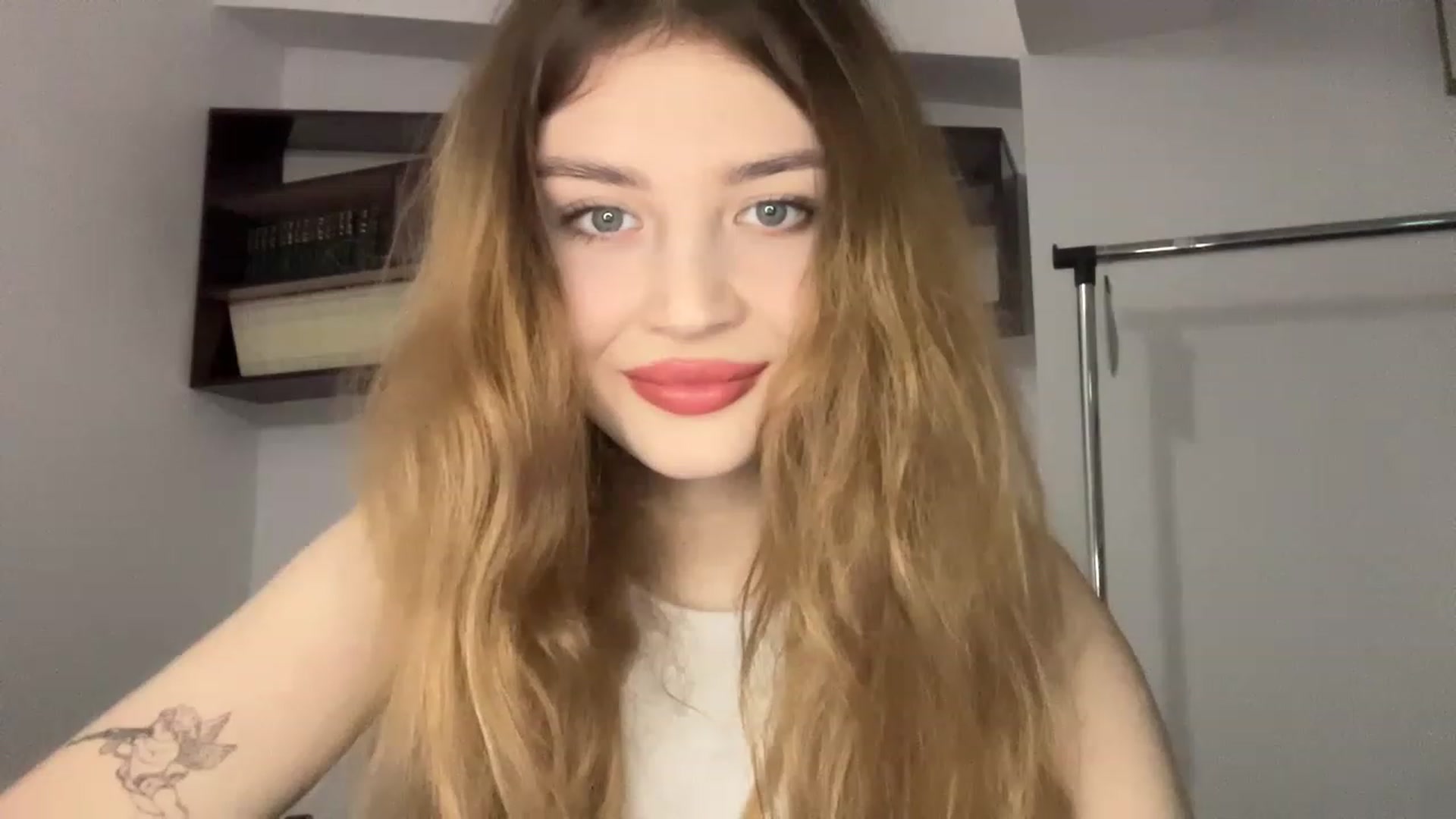 Gallery image thumbnail from Cassiopeeia's myfreecams stream on, 01/02/2023, 18:46 image 5 of 20