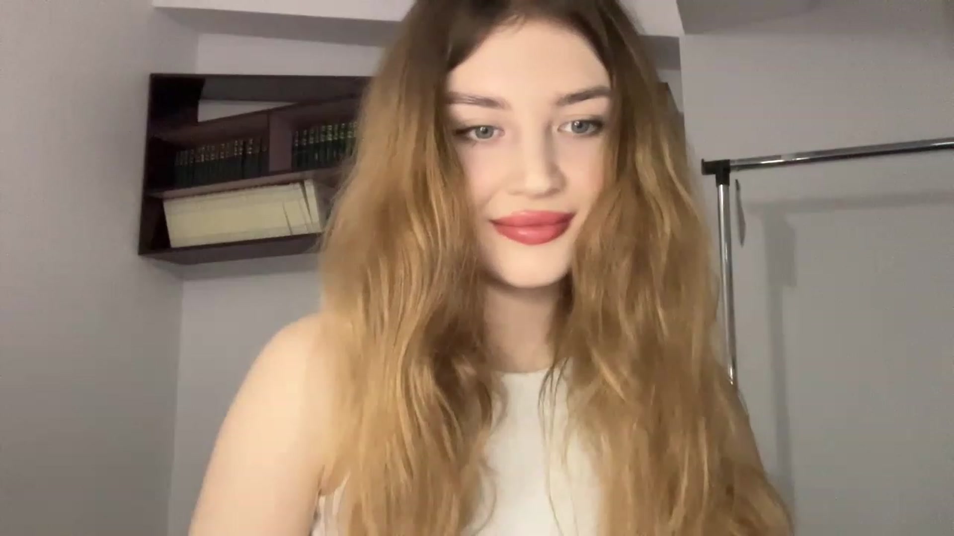 Gallery image thumbnail from Cassiopeeia's myfreecams stream on, 01/02/2023, 18:46 image 16 of 20
