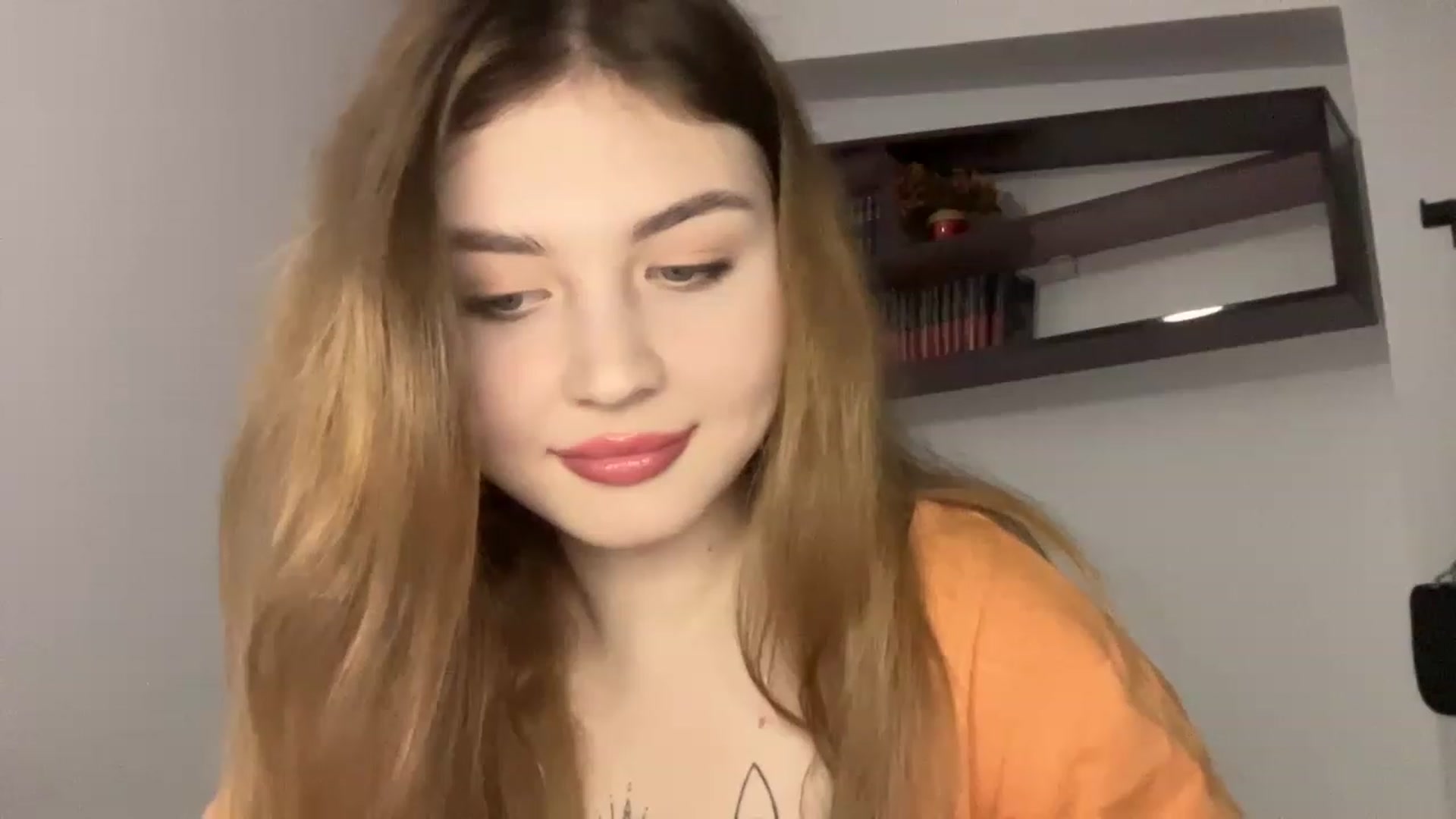 Gallery image thumbnail from Cassiopeeia's myfreecams stream on, 01/05/2023, 17:29 image 17 of 20