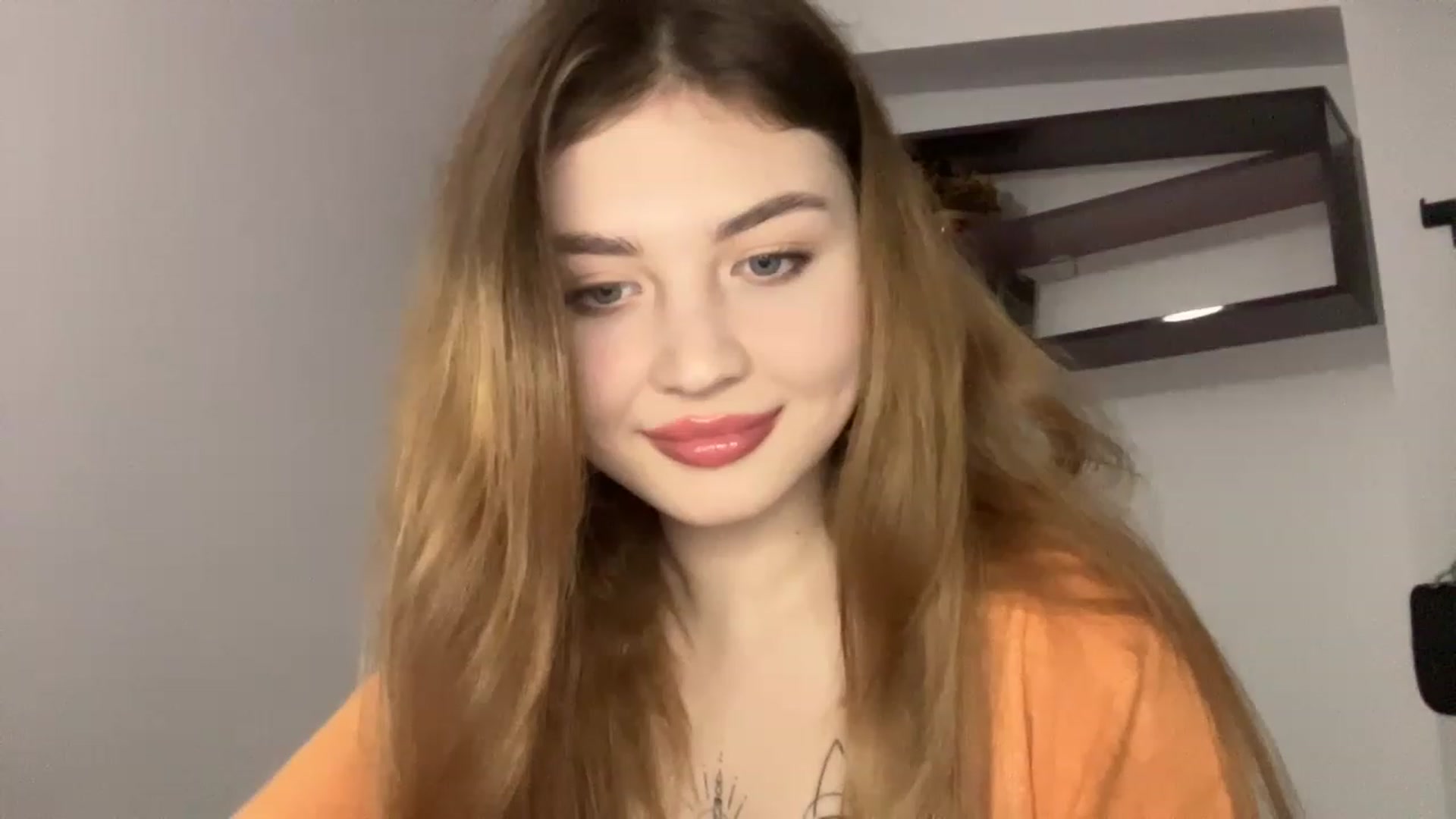 Gallery image thumbnail from Cassiopeeia's myfreecams stream on, 01/05/2023, 17:29 image 9 of 20