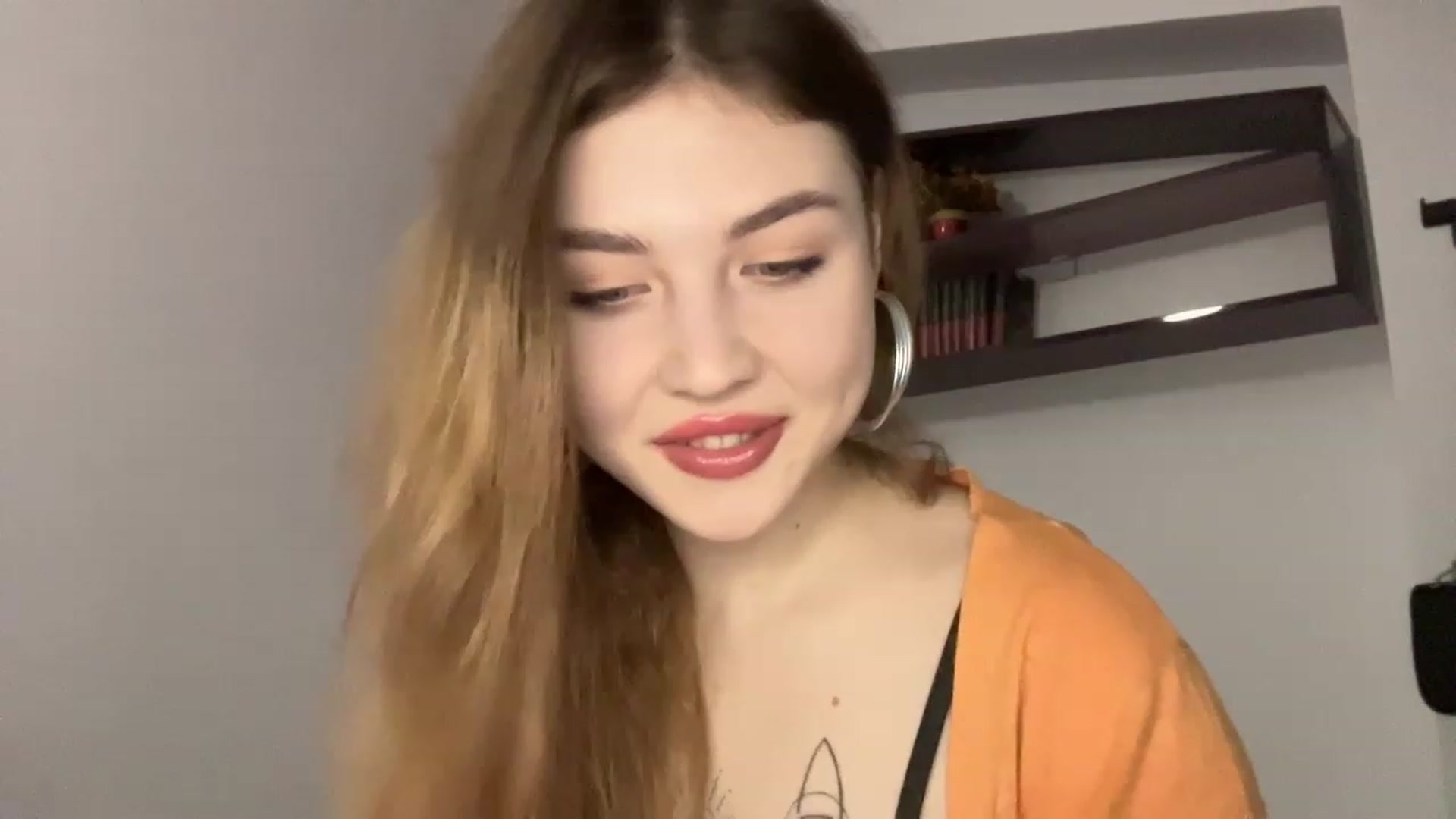 Gallery image thumbnail from Cassiopeeia's myfreecams stream on, 01/05/2023, 17:29 image 6 of 20