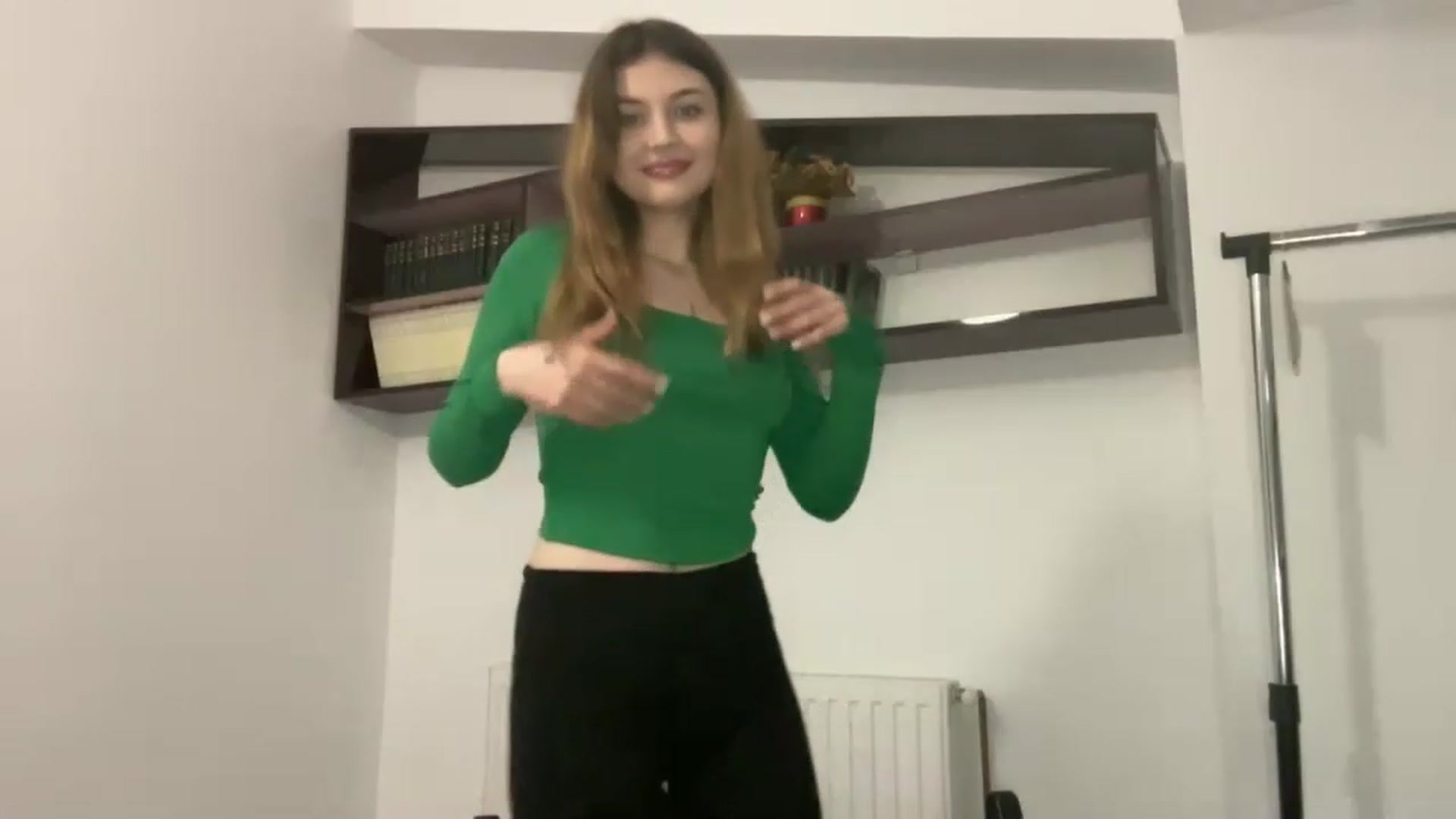 Gallery image thumbnail from Cassiopeeia's myfreecams stream on, 01/09/2023, 19:25 image 17 of 20