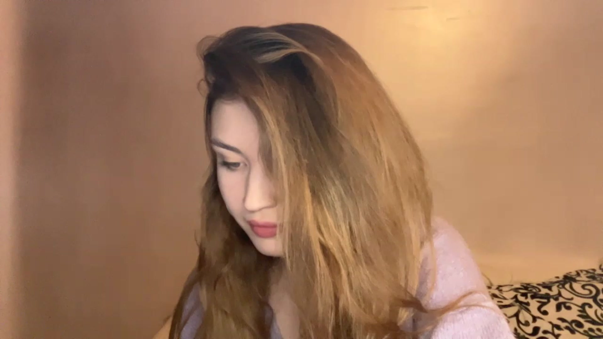 Gallery image thumbnail from Cassiopeeia's myfreecams stream on, 01/12/2023, 19:10 image 15 of 20