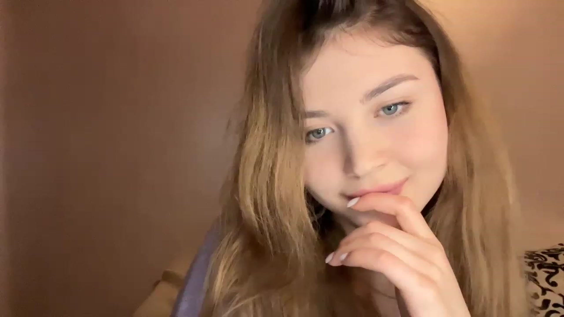 Gallery image thumbnail from Cassiopeeia's myfreecams stream on, 01/12/2023, 19:48 image 16 of 20