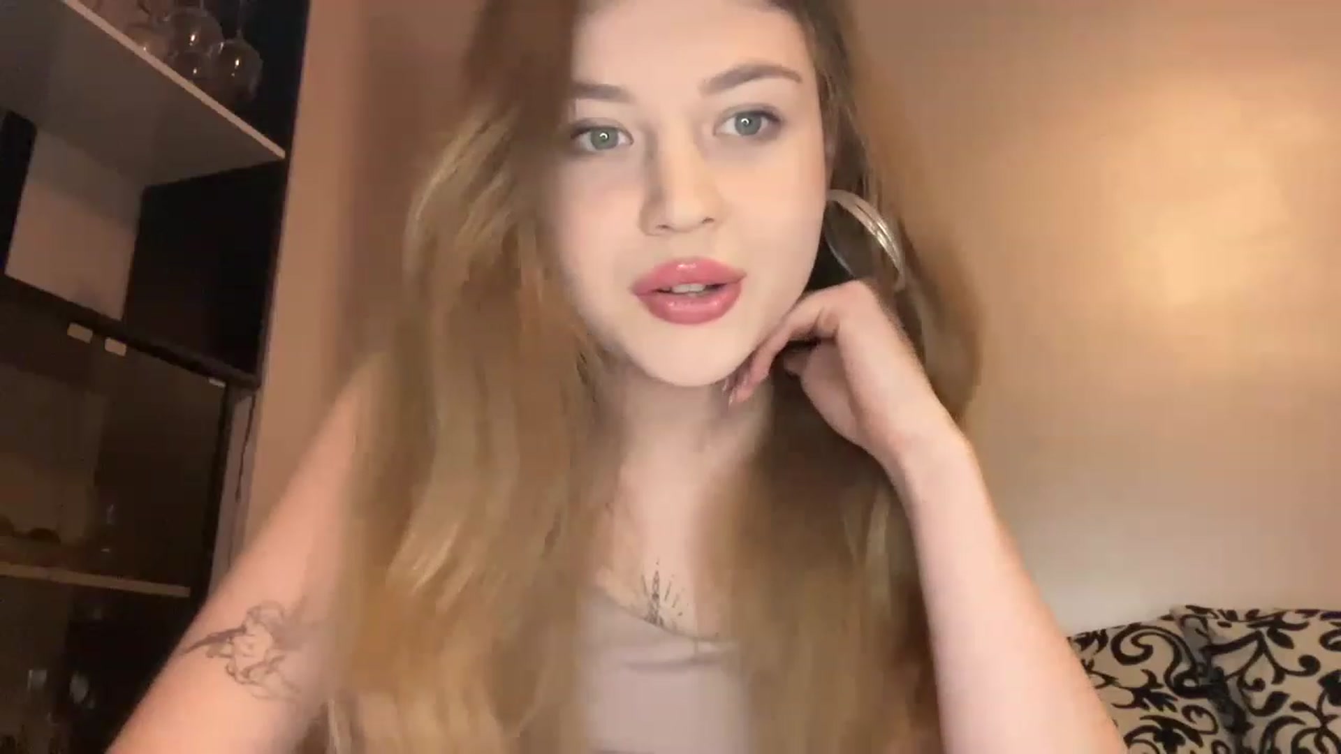Gallery image thumbnail from Cassiopeeia's myfreecams stream on, 01/16/2023, 17:25 image 19 of 20