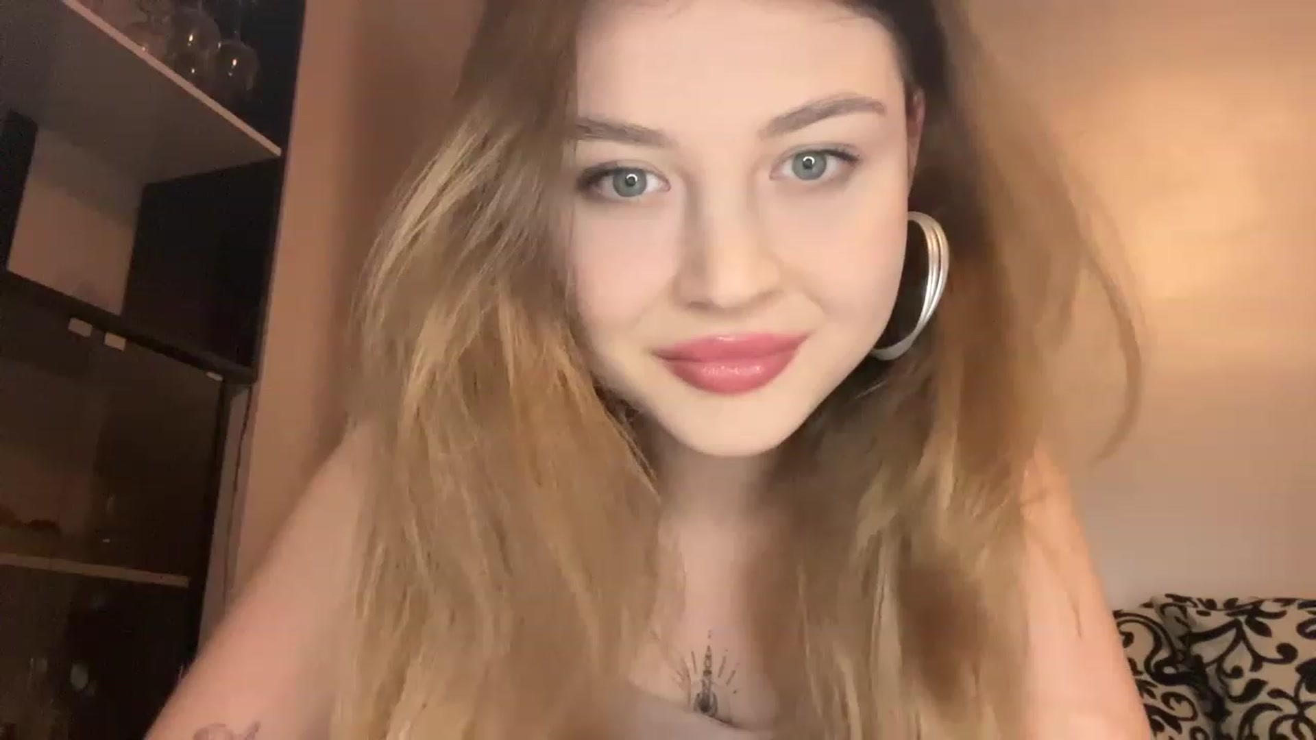 Gallery image thumbnail from Cassiopeeia's myfreecams stream on, 01/16/2023, 17:25 image 10 of 20