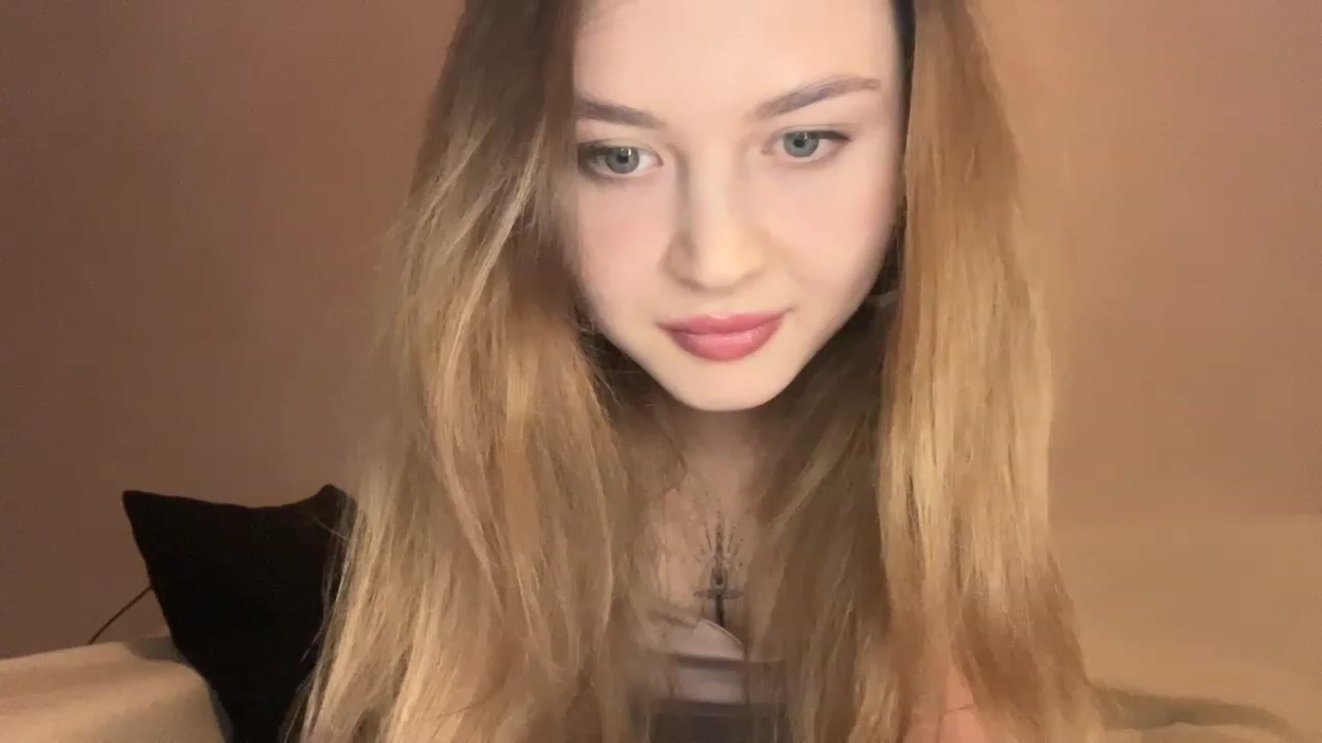 Gallery image thumbnail from Cassiopeeia's myfreecams stream on, 01/16/2023, 18:08 image 10 of 20