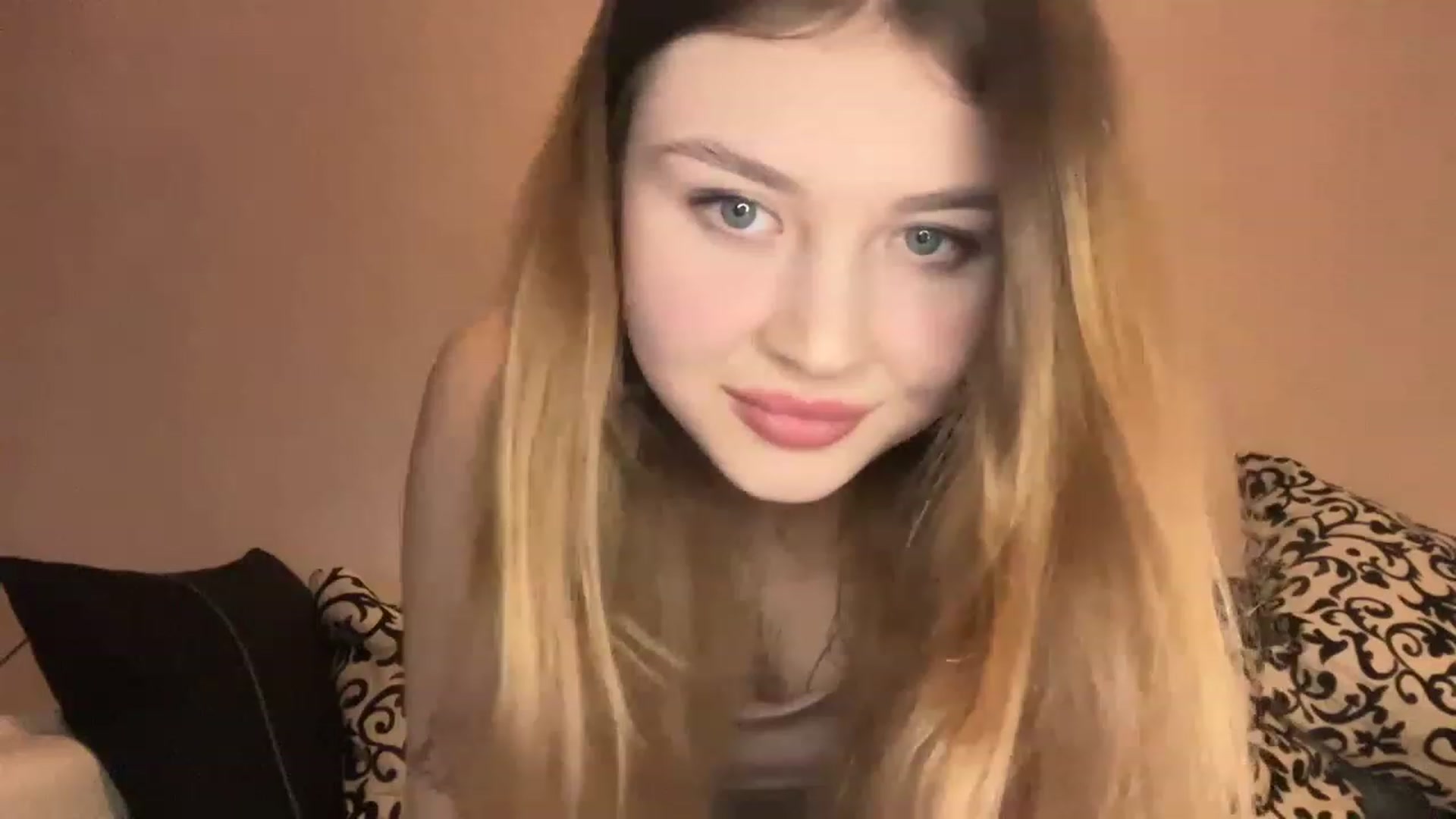 Gallery image thumbnail from Cassiopeeia's myfreecams stream on, 01/16/2023, 18:52 image 20 of 20