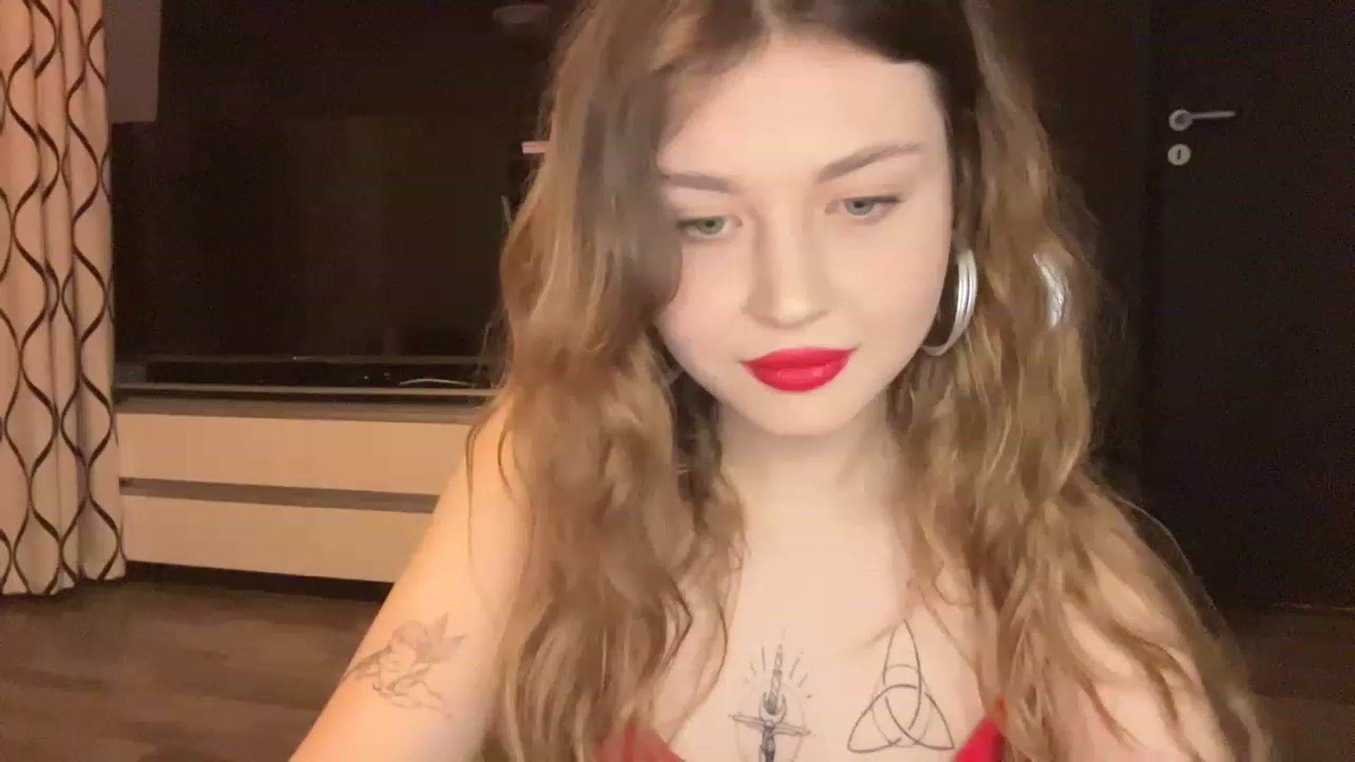 Gallery image thumbnail from Cassiopeeia's myfreecams stream on, 01/18/2023, 18:46 image 19 of 20