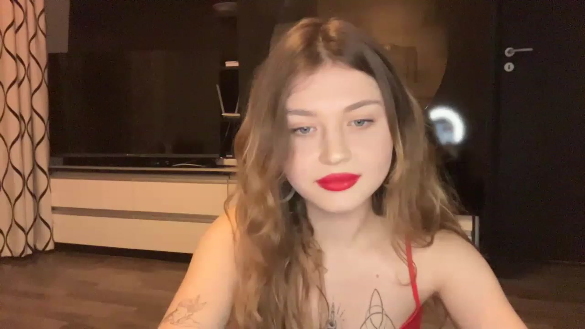 Gallery image thumbnail from Cassiopeeia's myfreecams stream on, 01/18/2023, 19:16 image 8 of 20