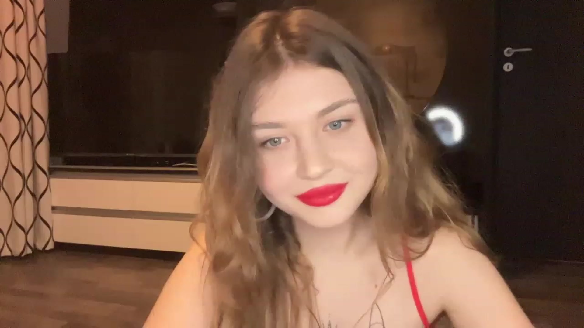 Gallery image thumbnail from Cassiopeeia's myfreecams stream on, 01/18/2023, 19:16 image 9 of 20