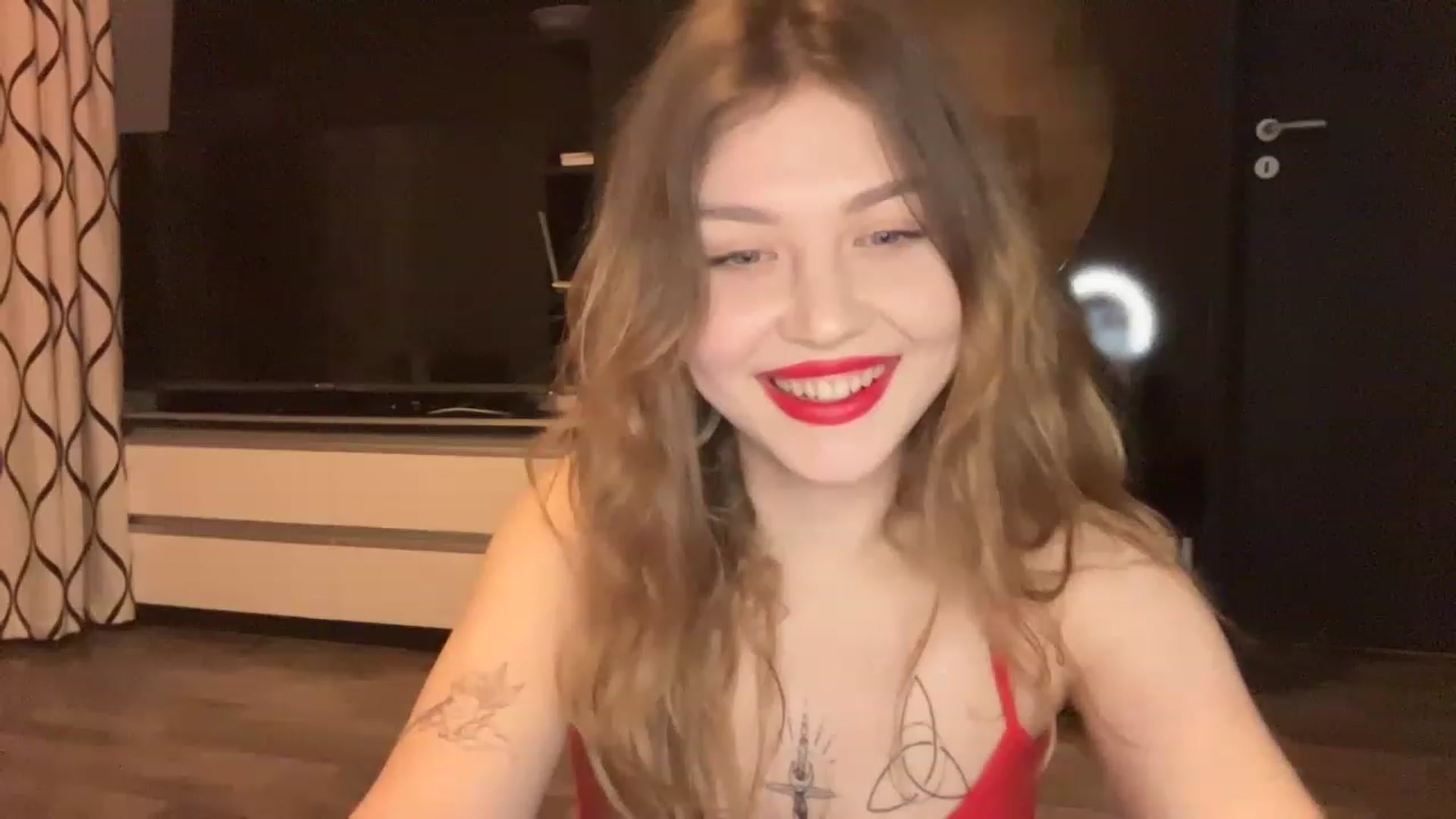Gallery image thumbnail from Cassiopeeia's myfreecams stream on, 01/18/2023, 19:16 image 3 of 20