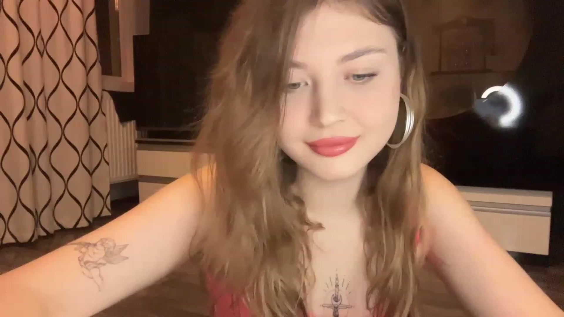Gallery image thumbnail from Cassiopeeia's myfreecams stream on, 01/19/2023, 18:09 image 15 of 20