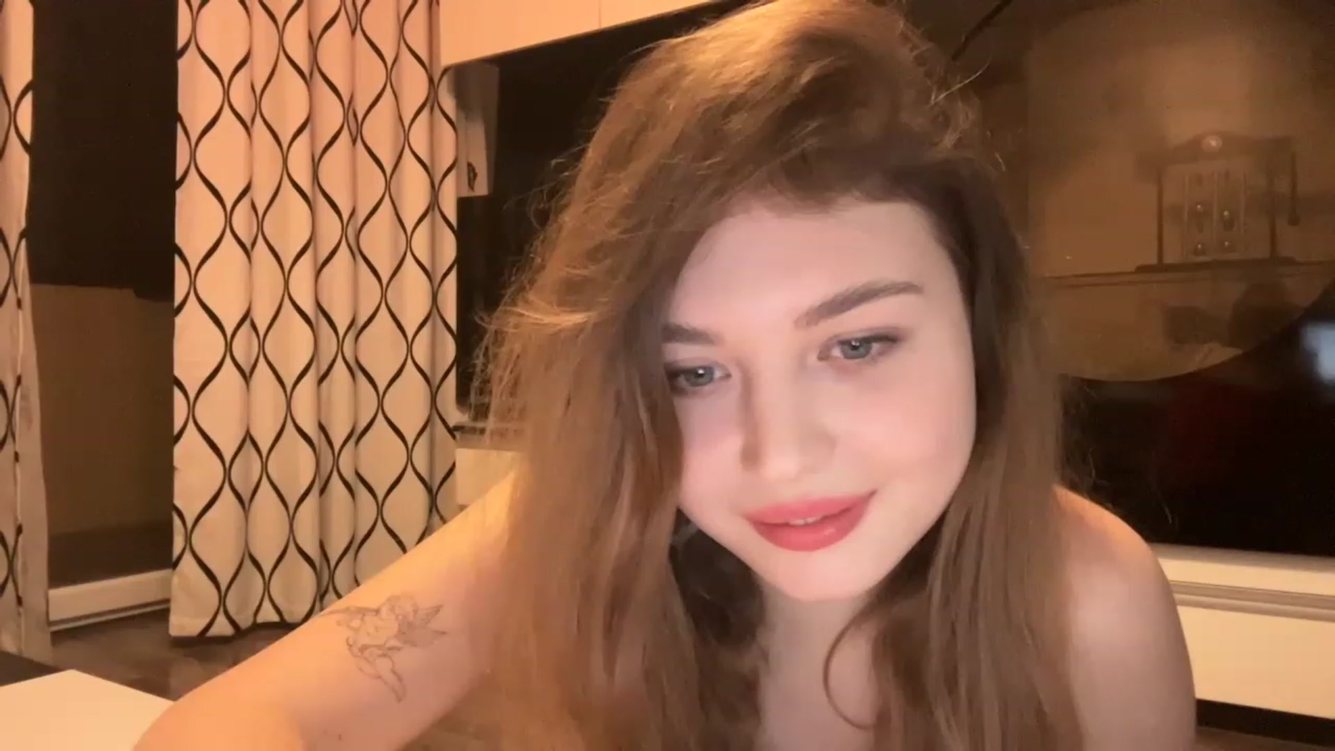 Gallery image thumbnail from Cassiopeeia's myfreecams stream on, 01/21/2023, 18:33 image 18 of 20