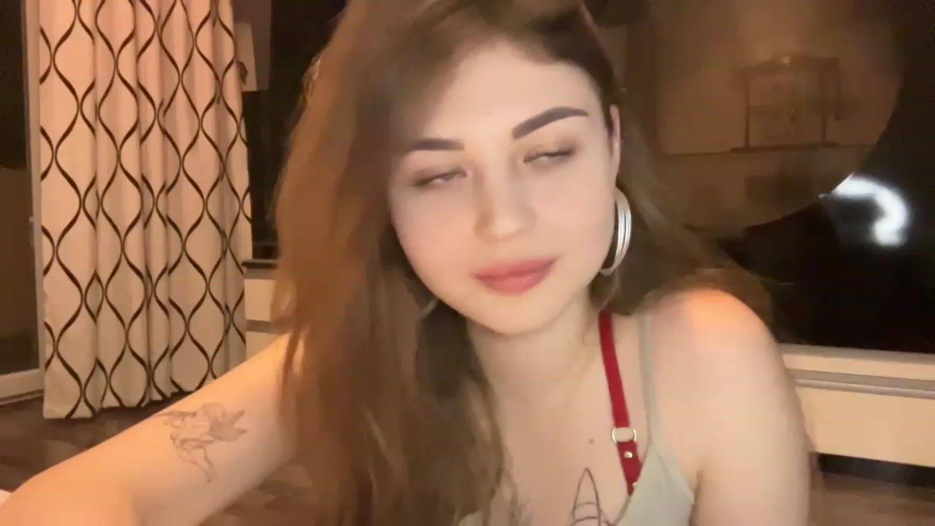 Gallery image thumbnail from Cassiopeeia's myfreecams stream on, 01/22/2023, 19:37 image 16 of 20