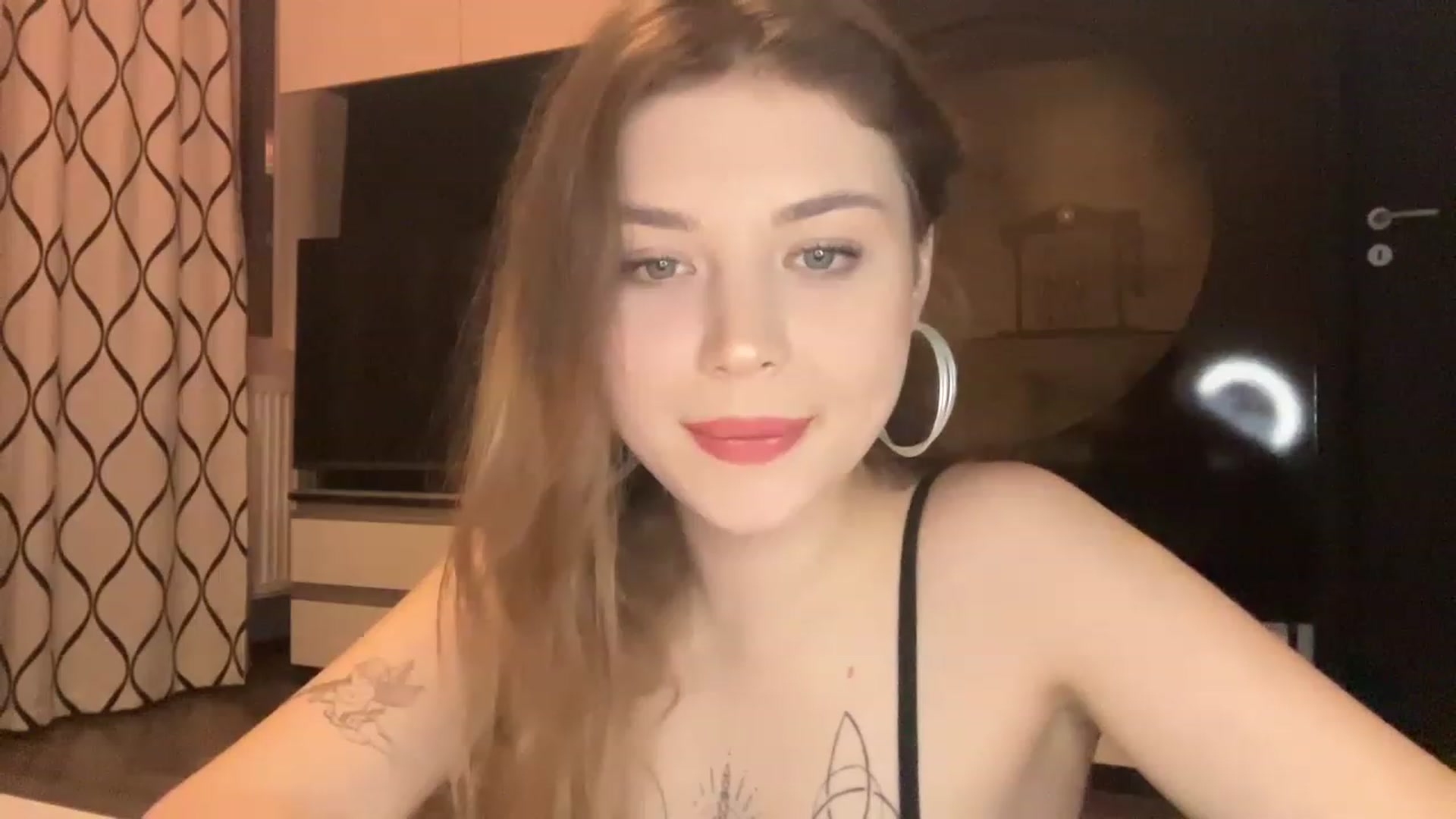 Gallery image thumbnail from Cassiopeeia's myfreecams stream on, 01/26/2023, 18:11 image 16 of 20