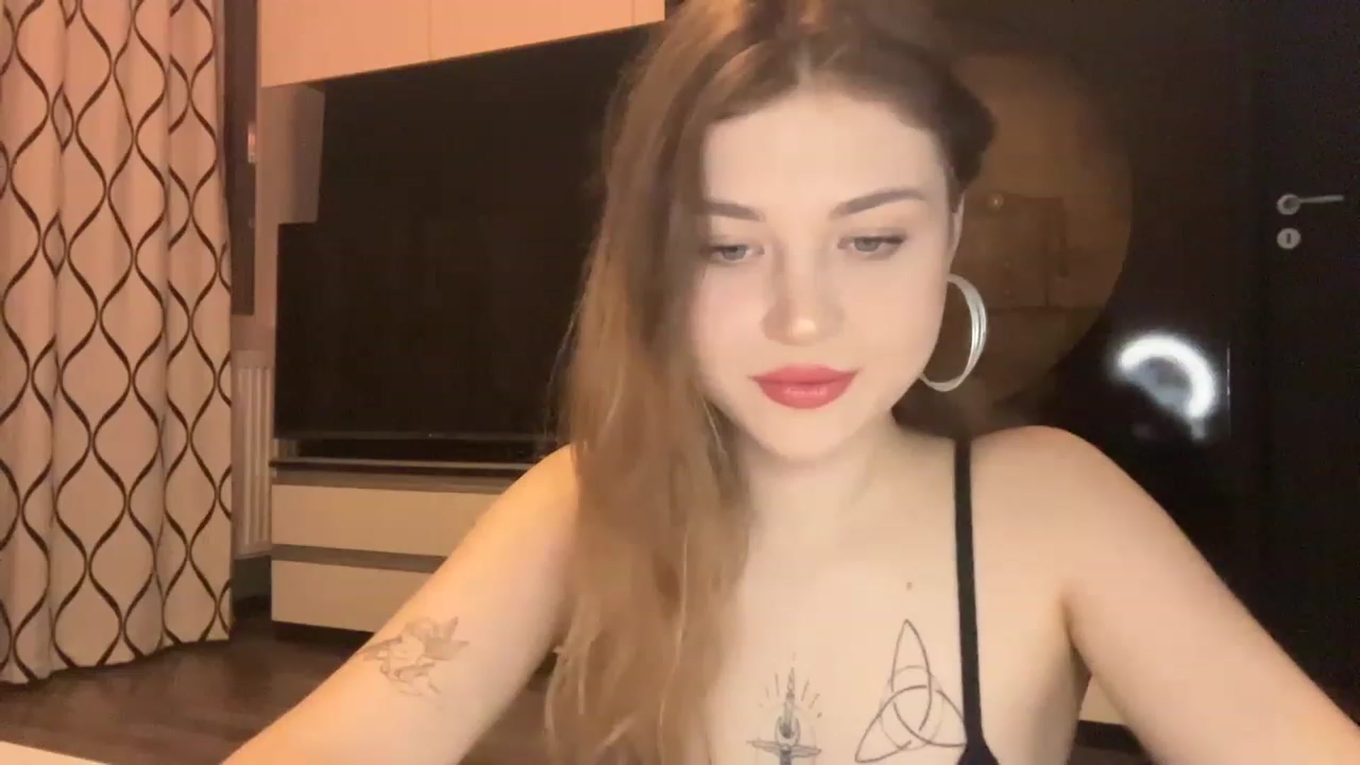 Gallery image thumbnail from Cassiopeeia's myfreecams stream on, 01/26/2023, 18:11 image 9 of 20