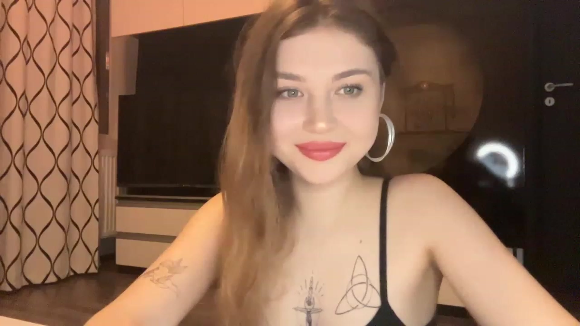 Gallery image thumbnail from Cassiopeeia's myfreecams stream on, 01/26/2023, 18:11 image 10 of 20