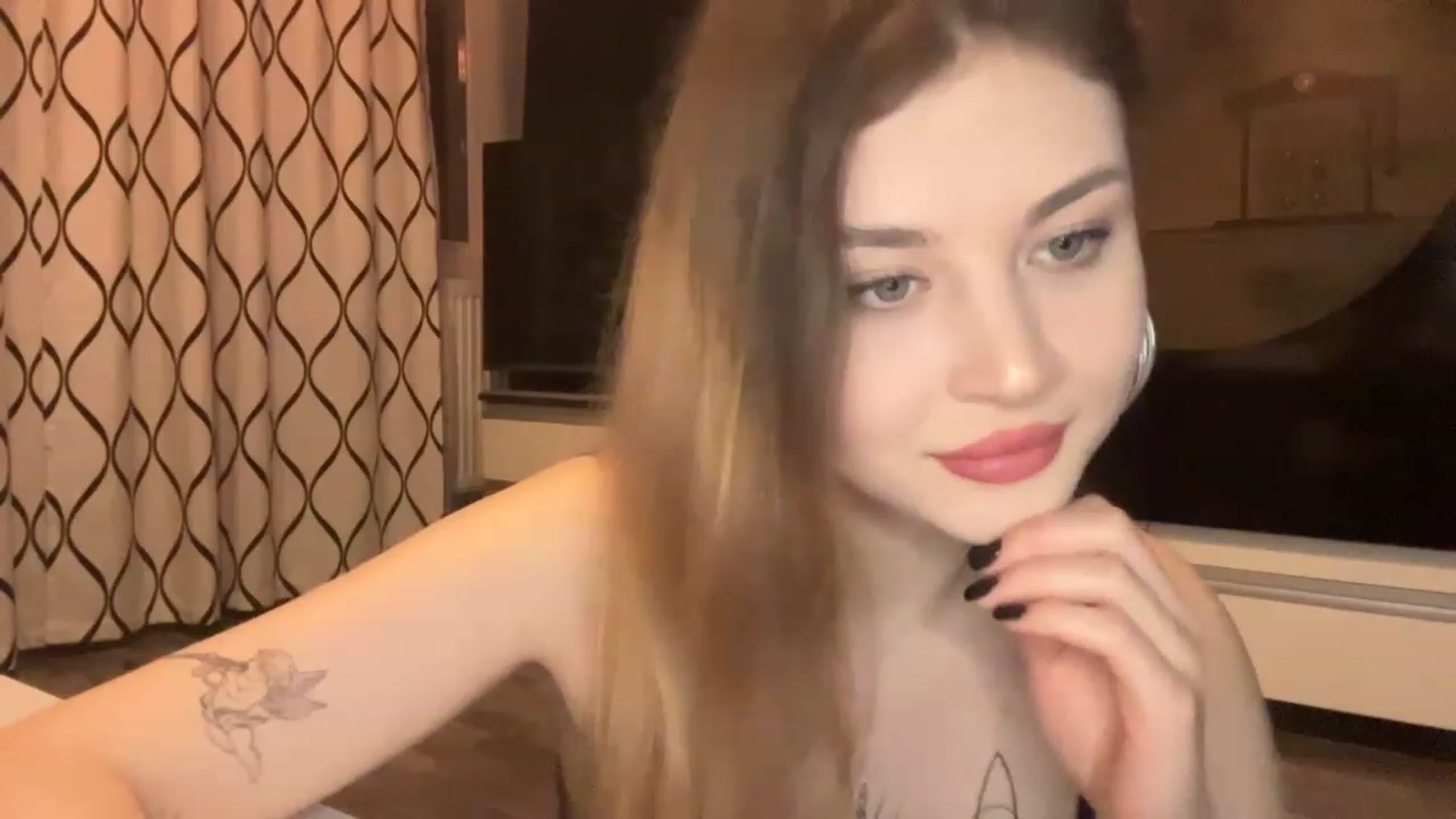 Gallery image thumbnail from Cassiopeeia's myfreecams stream on, 01/26/2023, 19:11 image 5 of 20
