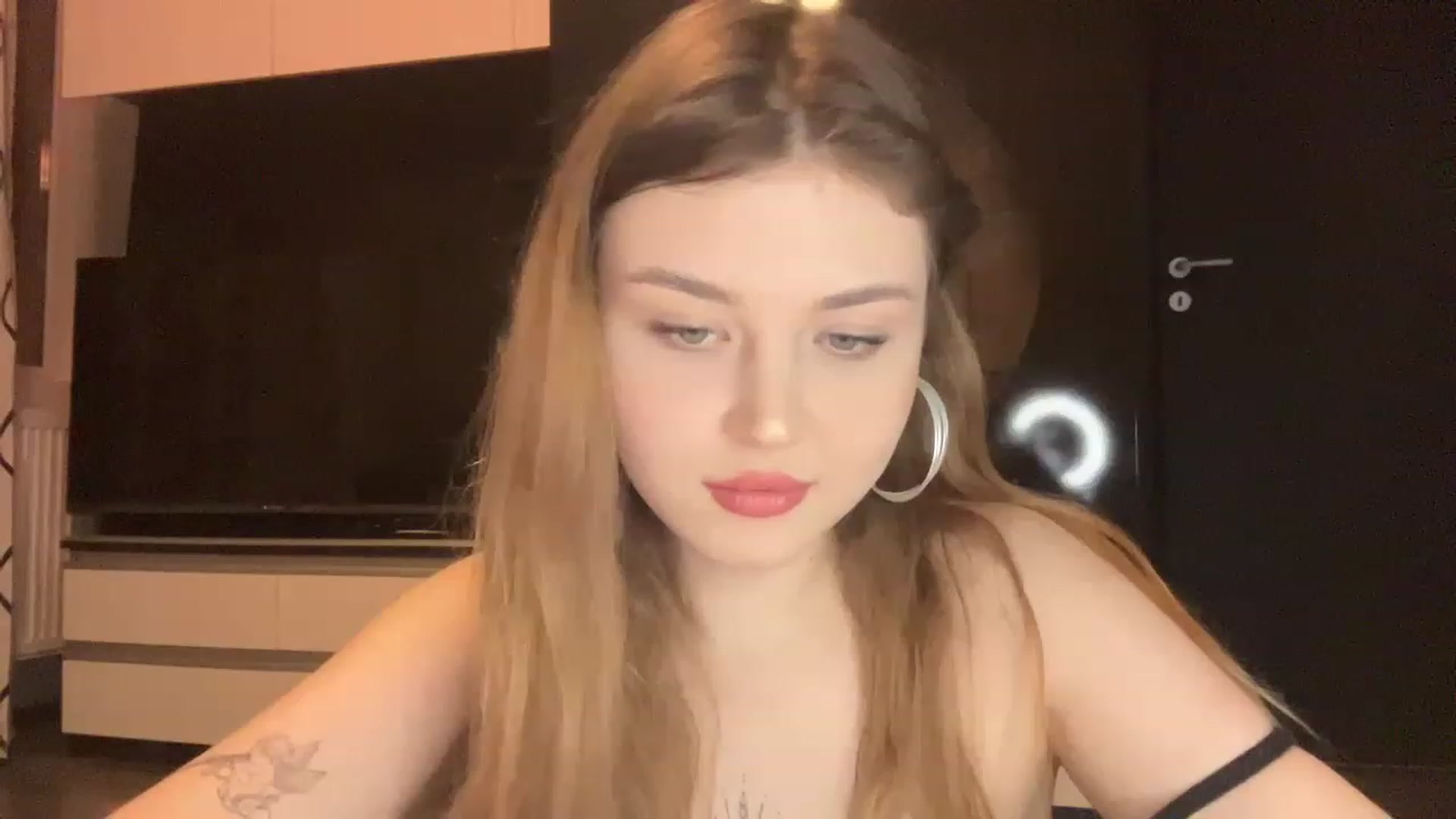Gallery image thumbnail from Cassiopeeia's myfreecams stream on, 01/26/2023, 19:59 image 5 of 20