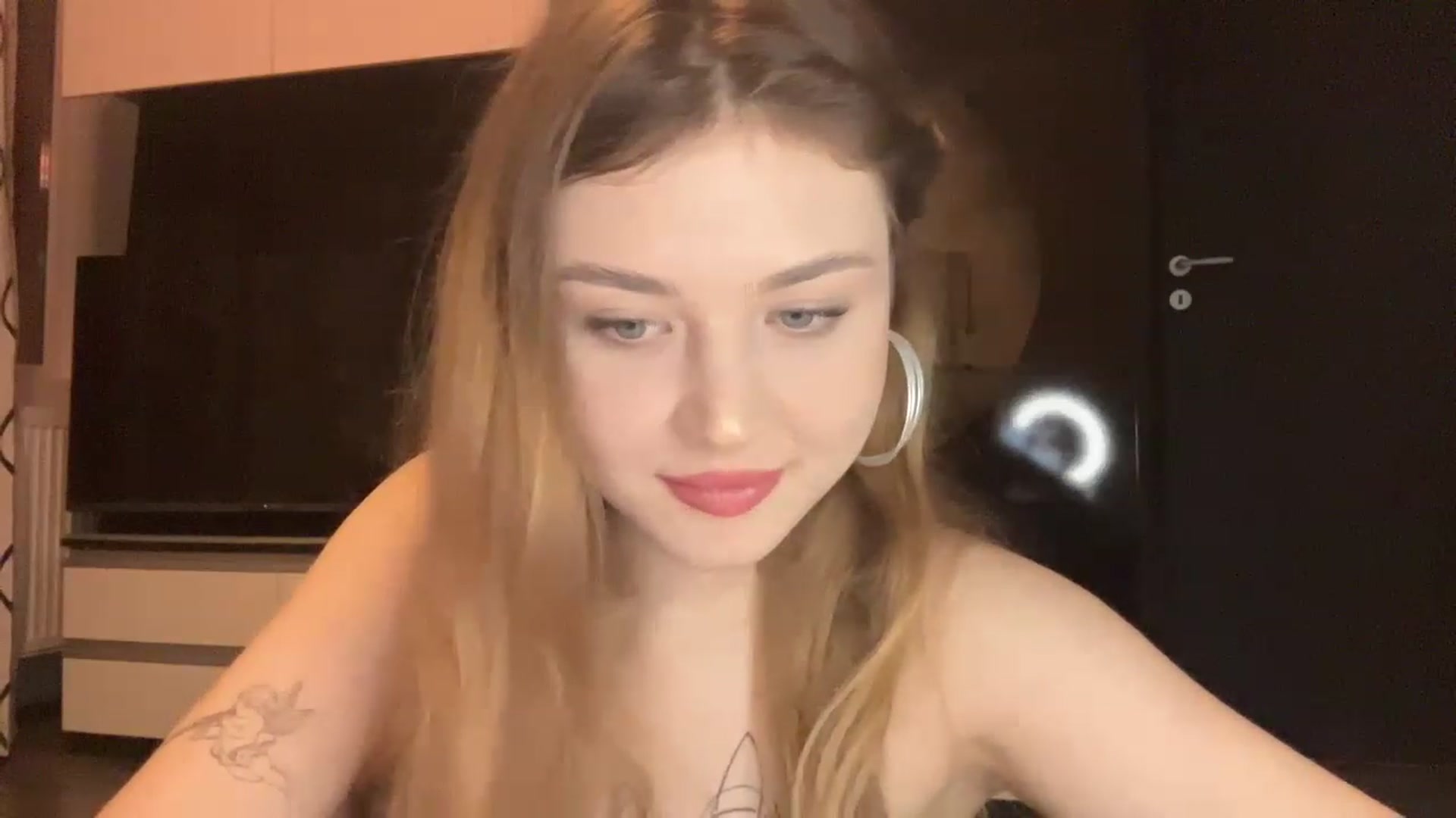 Gallery image thumbnail from Cassiopeeia's myfreecams stream on, 01/26/2023, 19:59 image 20 of 20