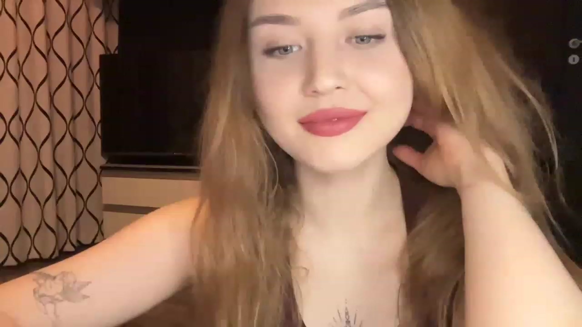Gallery image thumbnail from Cassiopeeia's myfreecams stream on, 01/28/2023, 17:52 image 5 of 20
