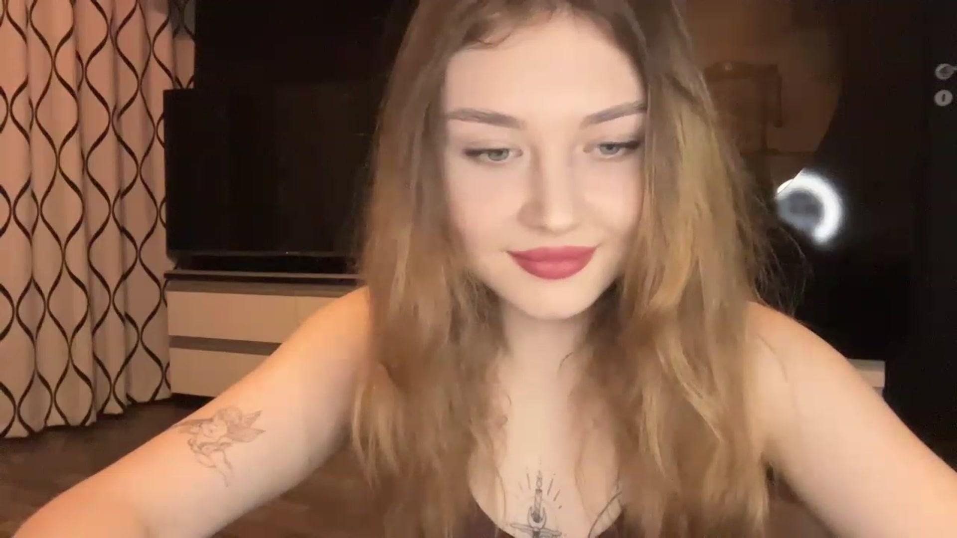 Gallery image thumbnail from Cassiopeeia's myfreecams stream on, 01/28/2023, 17:52 image 19 of 20