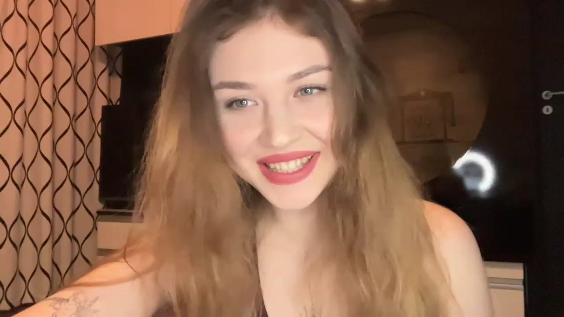 Gallery image thumbnail from Cassiopeeia's myfreecams stream on, 01/28/2023, 18:17 image 16 of 20