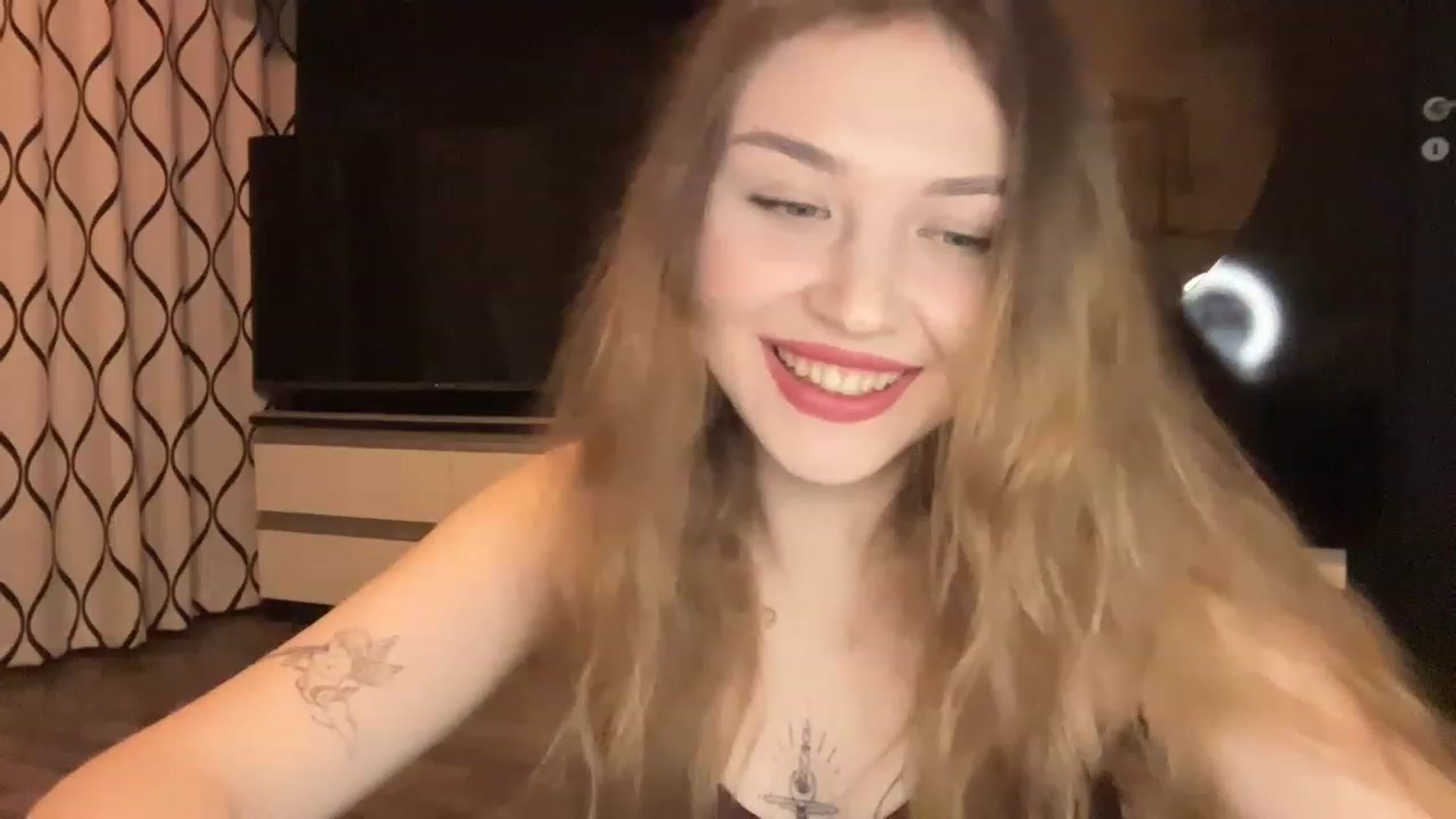 Gallery image thumbnail from Cassiopeeia's myfreecams stream on, 01/28/2023, 18:17 image 2 of 20
