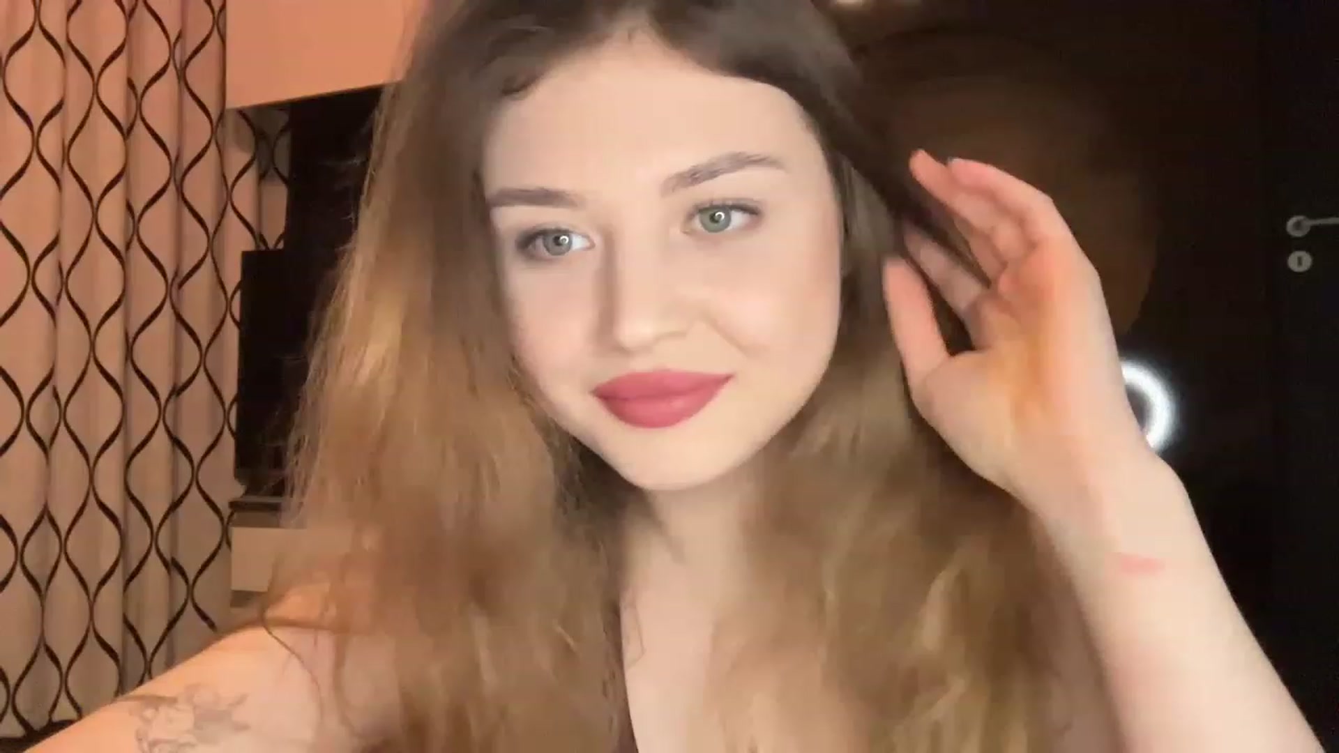 Gallery image thumbnail from Cassiopeeia's myfreecams stream on, 01/28/2023, 18:17 image 17 of 20