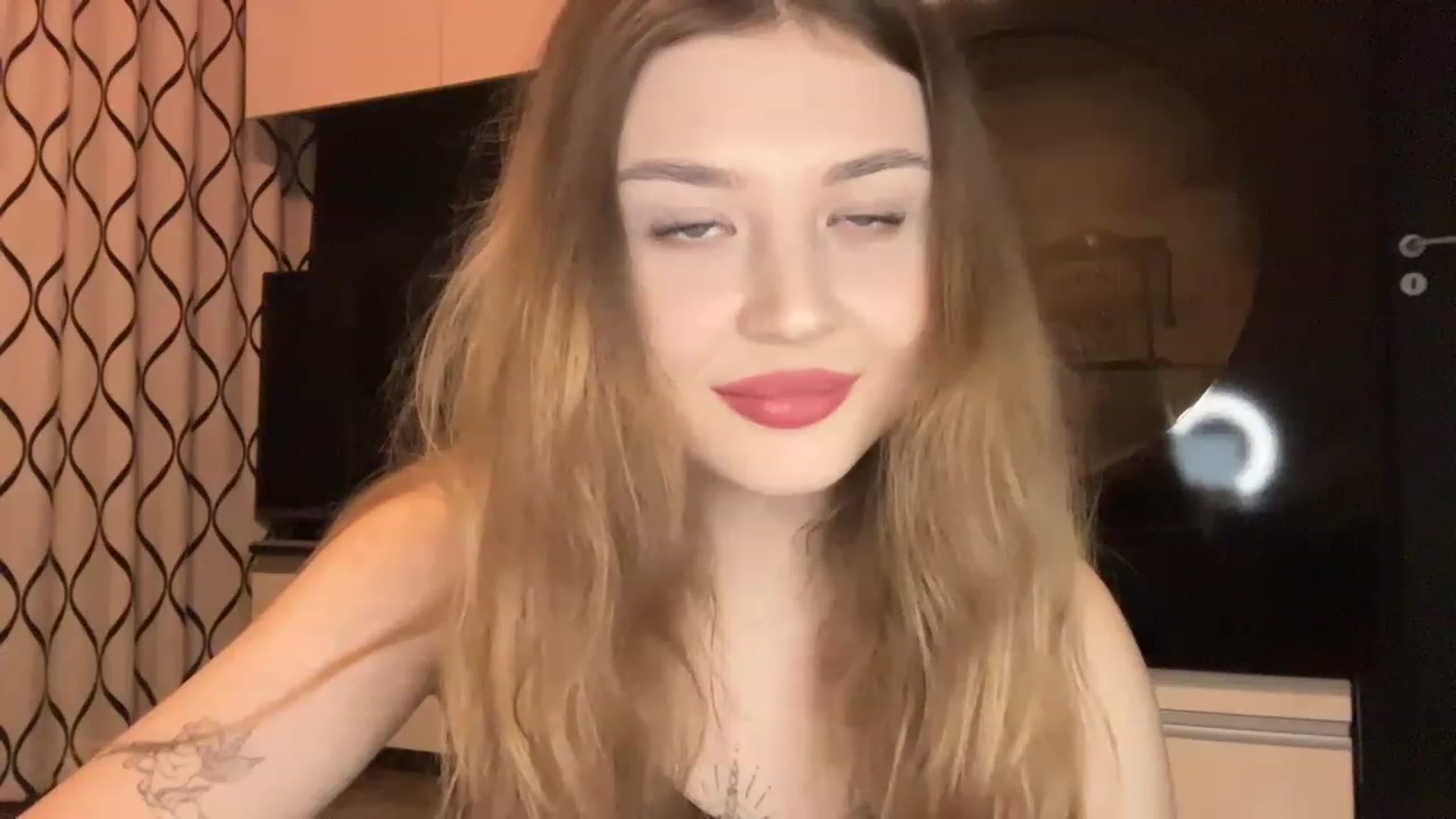 Gallery image thumbnail from Cassiopeeia's myfreecams stream on, 01/28/2023, 18:49 image 2 of 20
