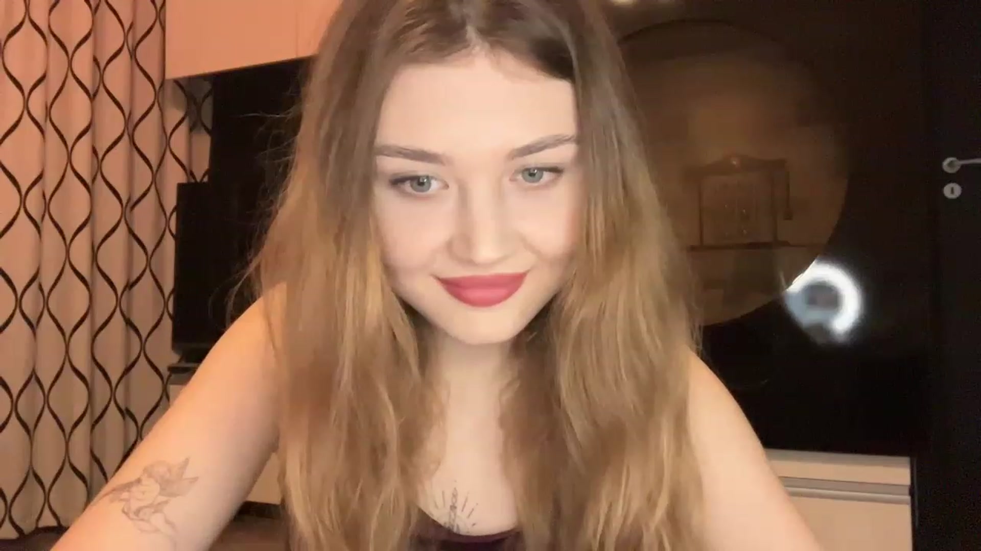 Gallery image thumbnail from Cassiopeeia's myfreecams stream on, 01/28/2023, 18:49 image 13 of 20