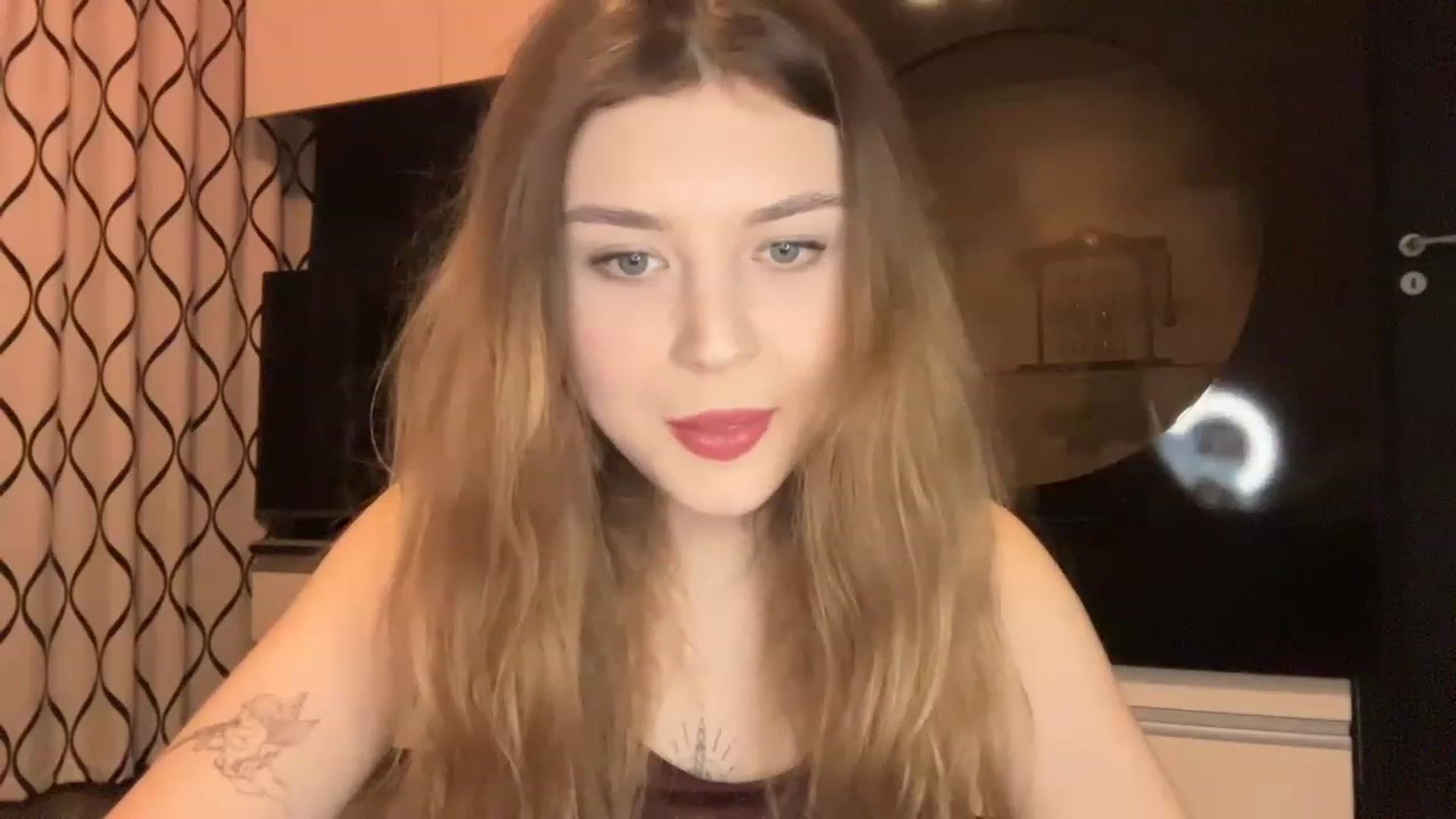 Gallery image thumbnail from Cassiopeeia's myfreecams stream on, 01/28/2023, 18:49 image 4 of 20