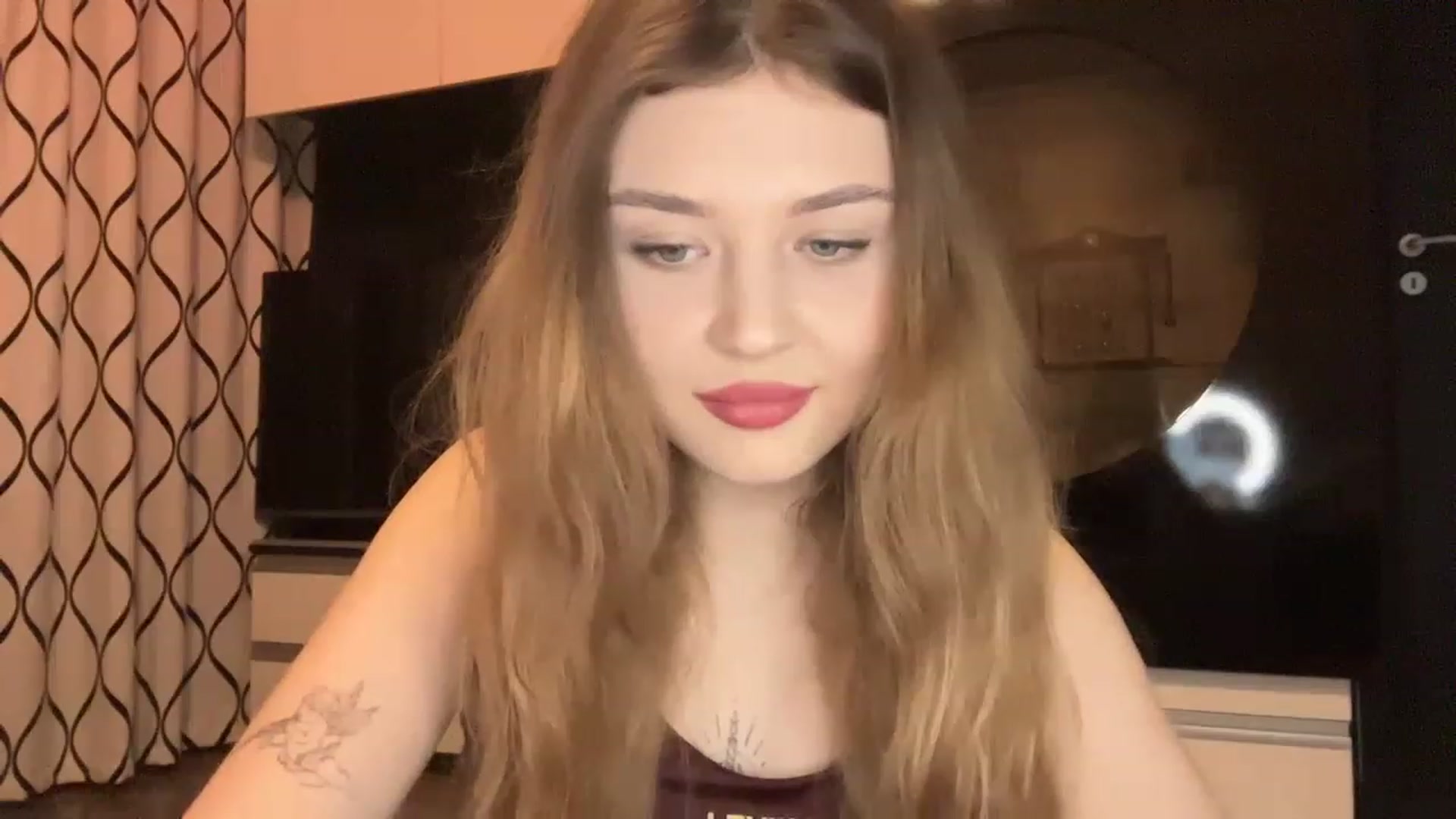 Gallery image thumbnail from Cassiopeeia's myfreecams stream on, 01/28/2023, 18:49 image 10 of 20