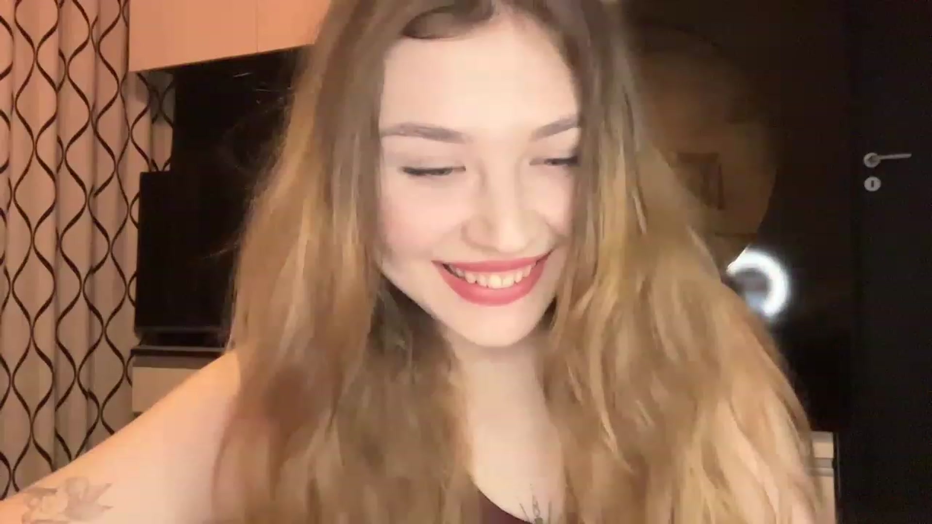 Gallery image thumbnail from Cassiopeeia's myfreecams stream on, 01/28/2023, 19:25 image 16 of 20